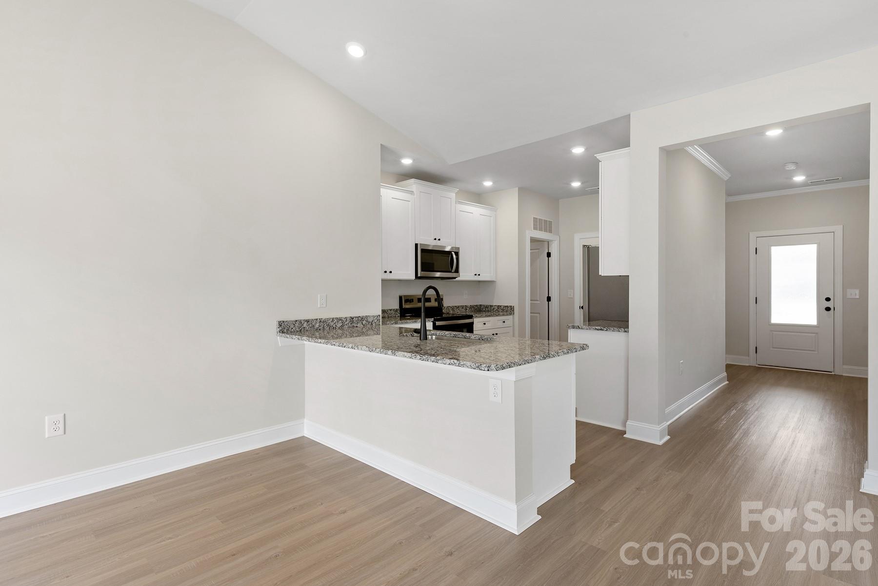 6517 Fairford Drive Property Photo 3