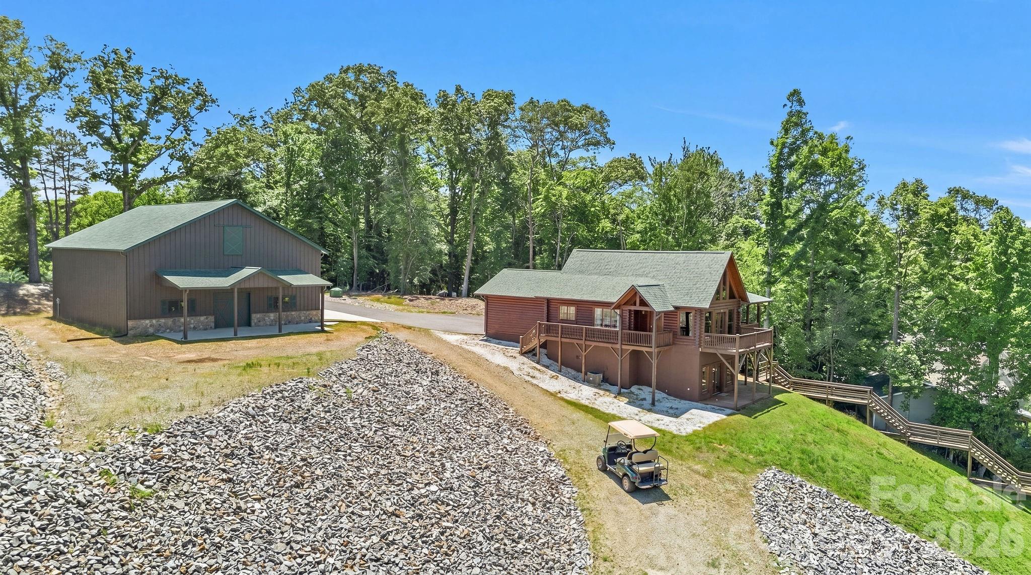 318 Heron Point Drive Property Photo 2