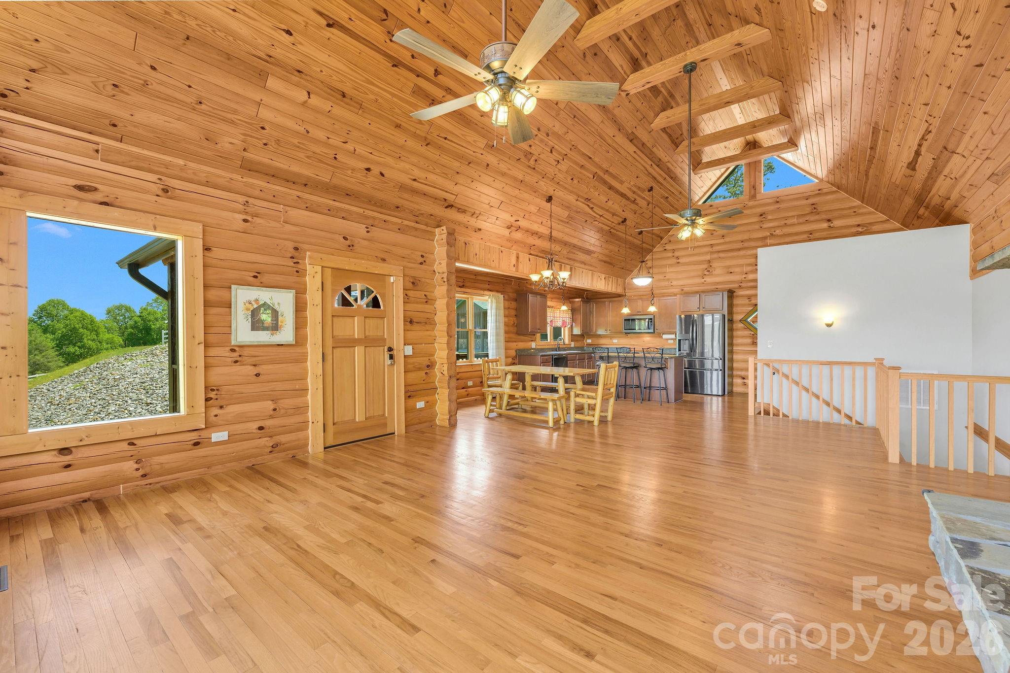 318 Heron Point Drive Property Photo 5
