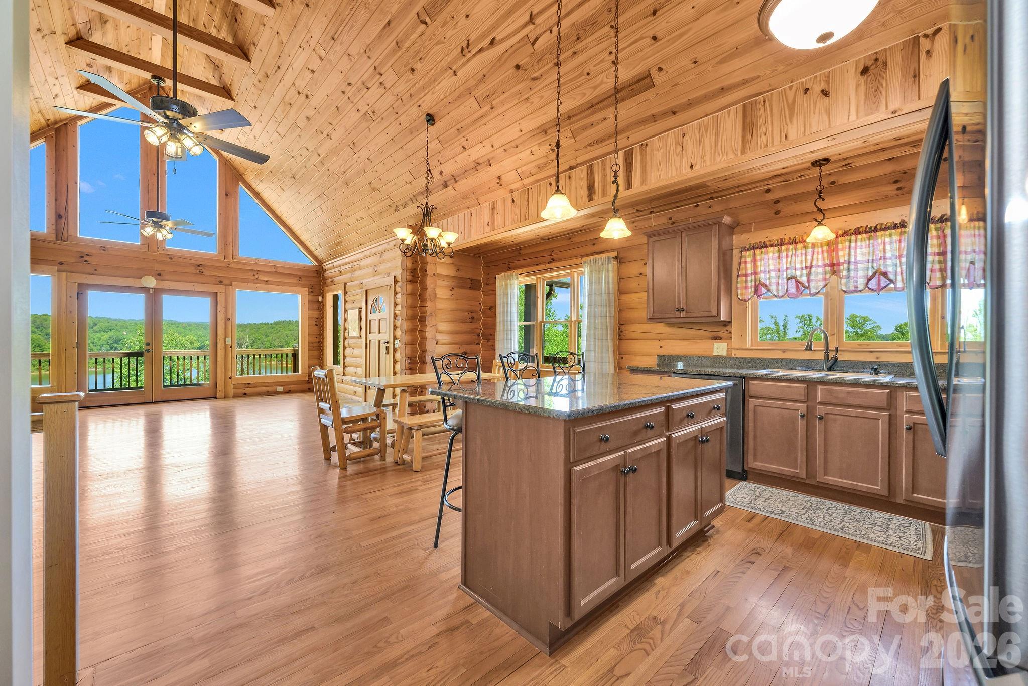318 Heron Point Drive Property Photo 8