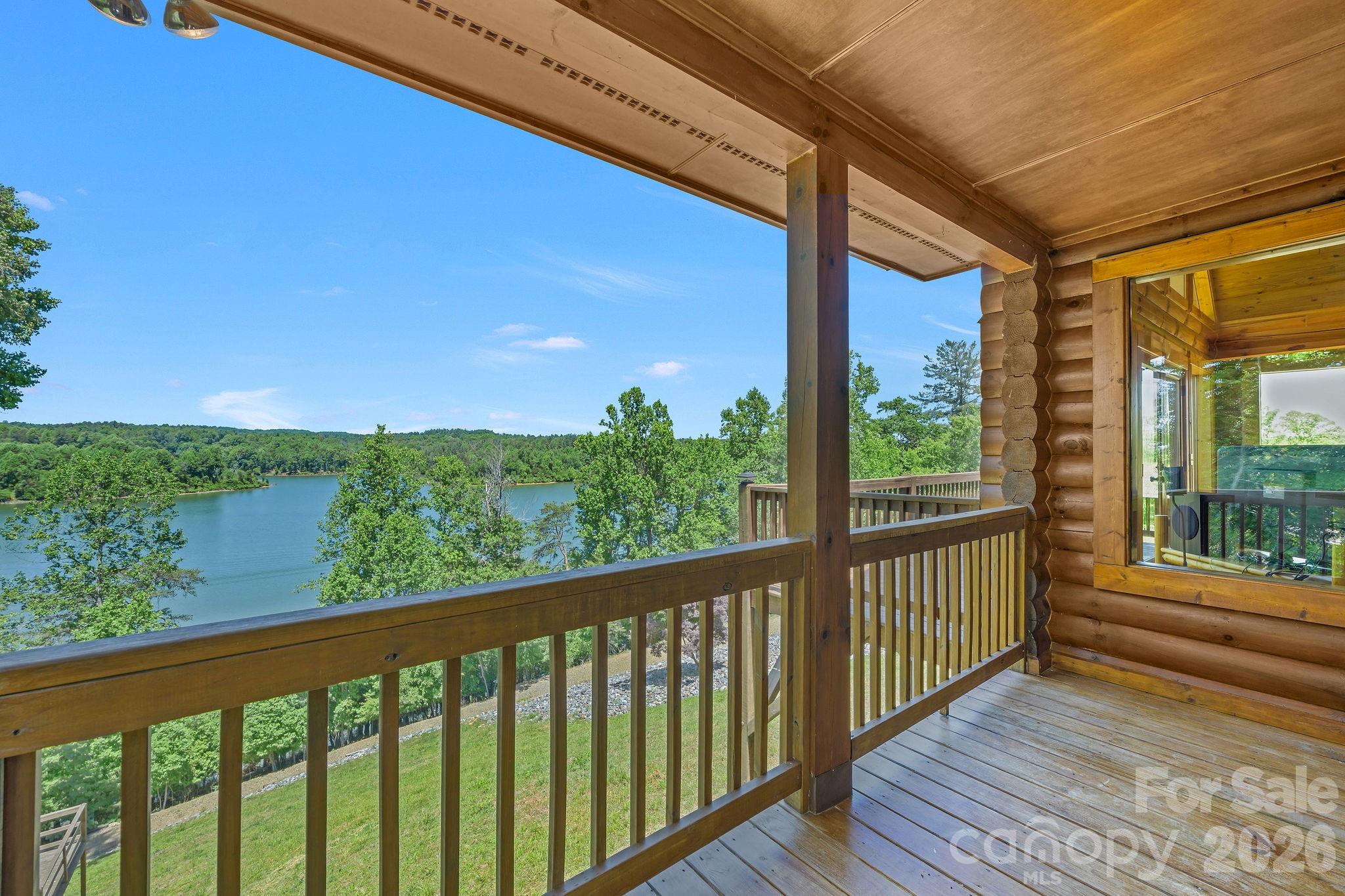 318 Heron Point Drive Property Photo 37