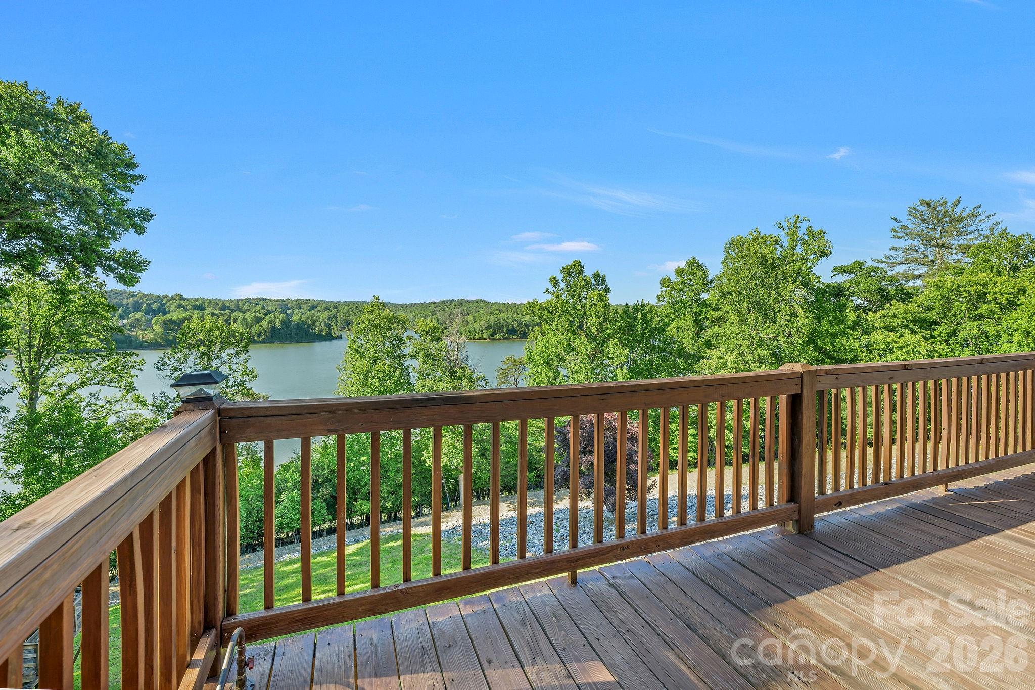 318 Heron Point Drive Property Photo 38