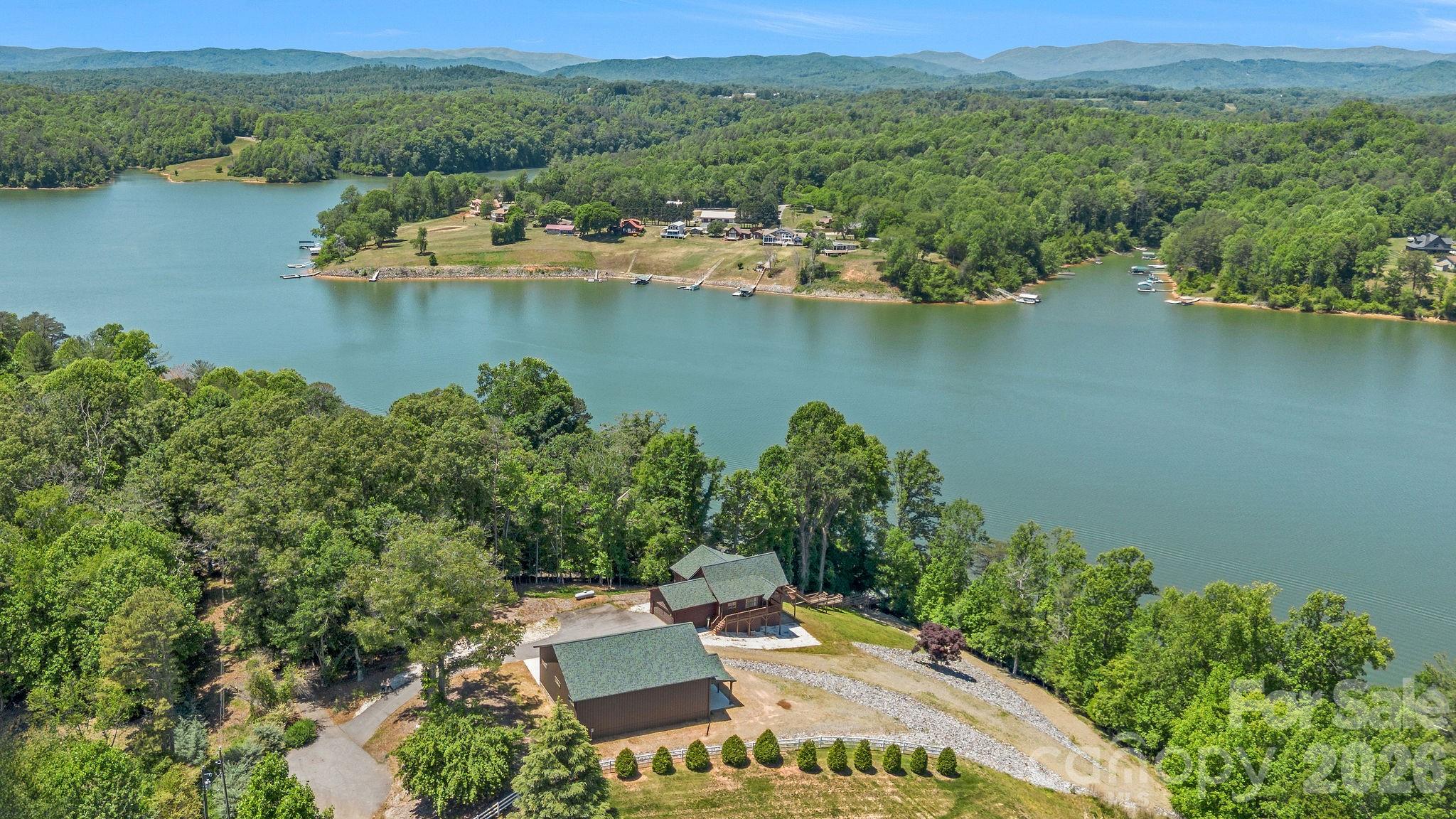 318 Heron Point Drive Property Photo 44