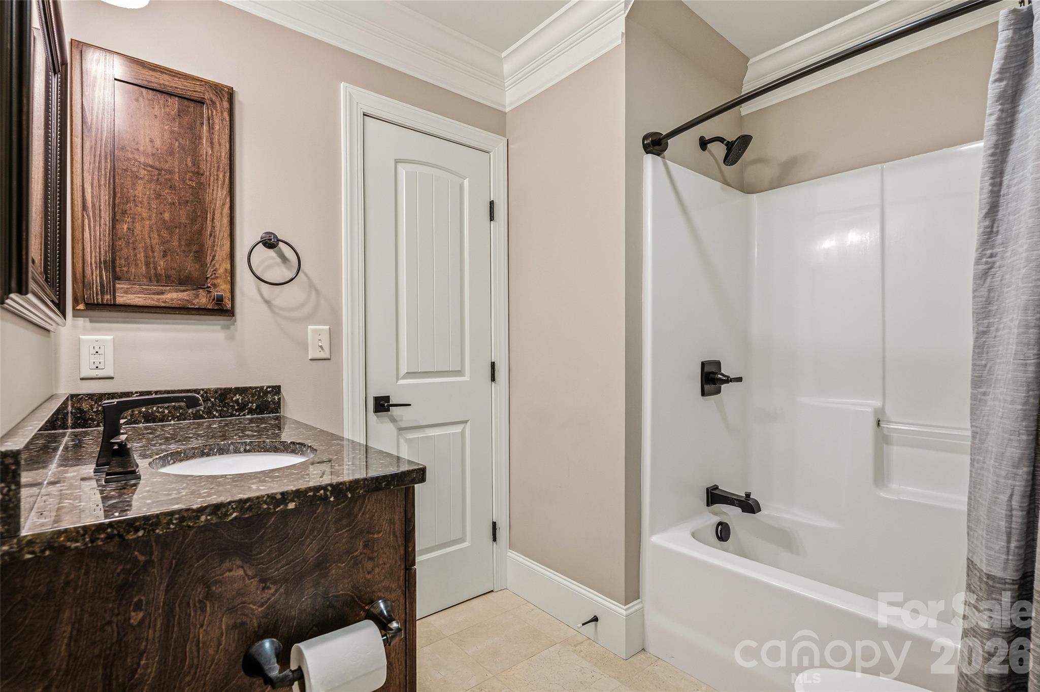 112 Caleb Drive Property Photo 30