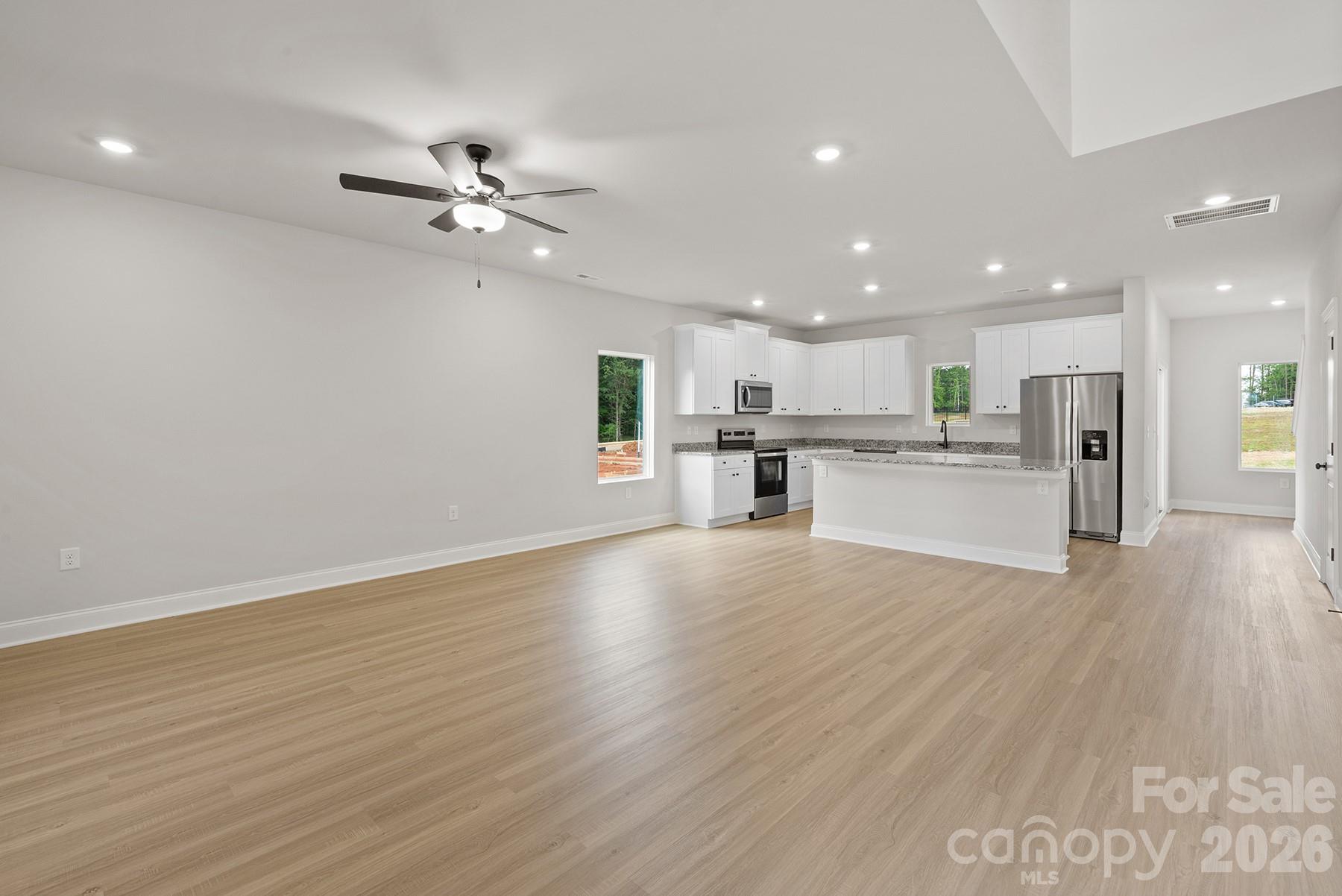 6513 Fairford Drive Property Photo 4