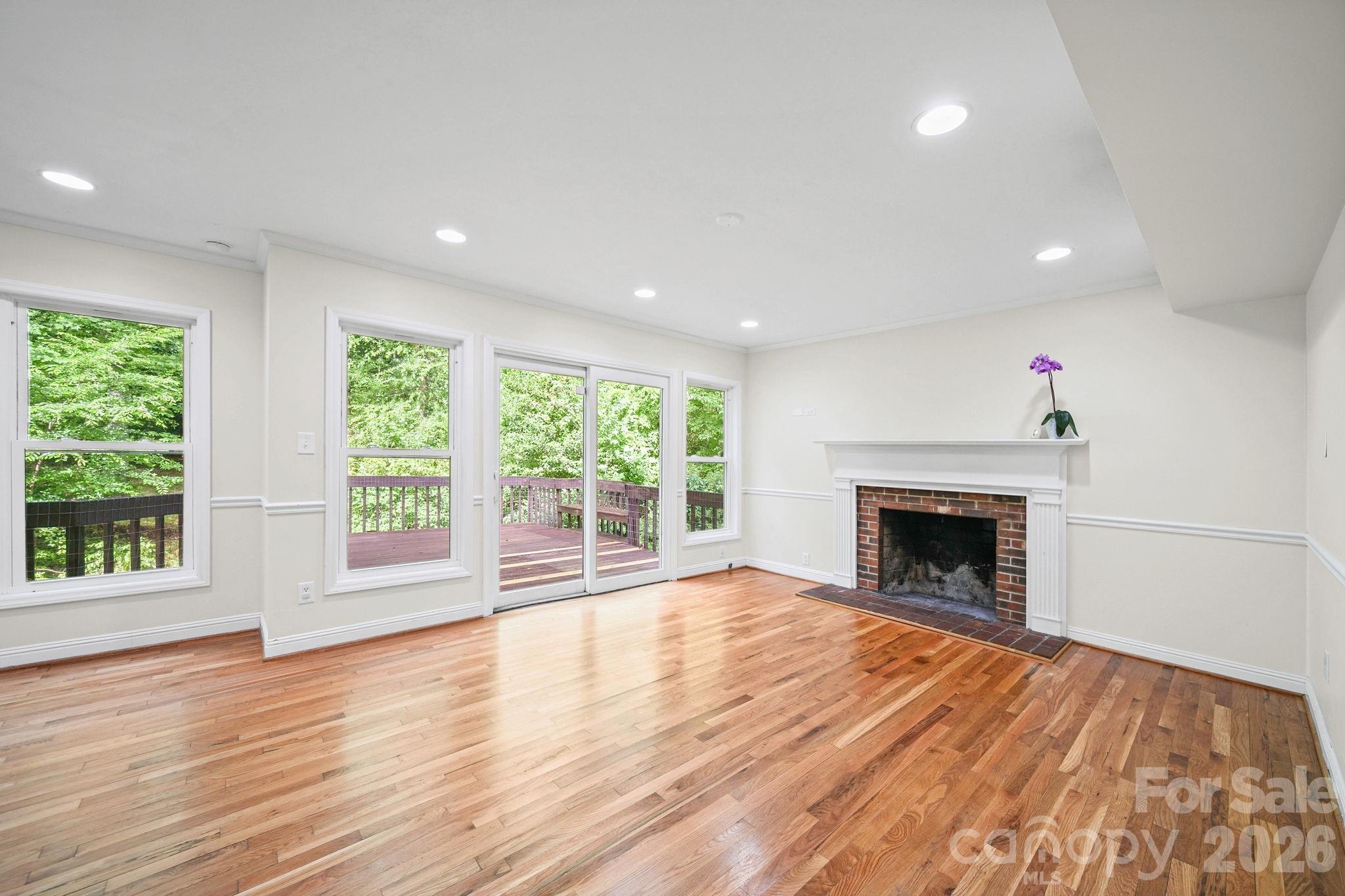 5479 Gunpowder Drive Property Photo 8