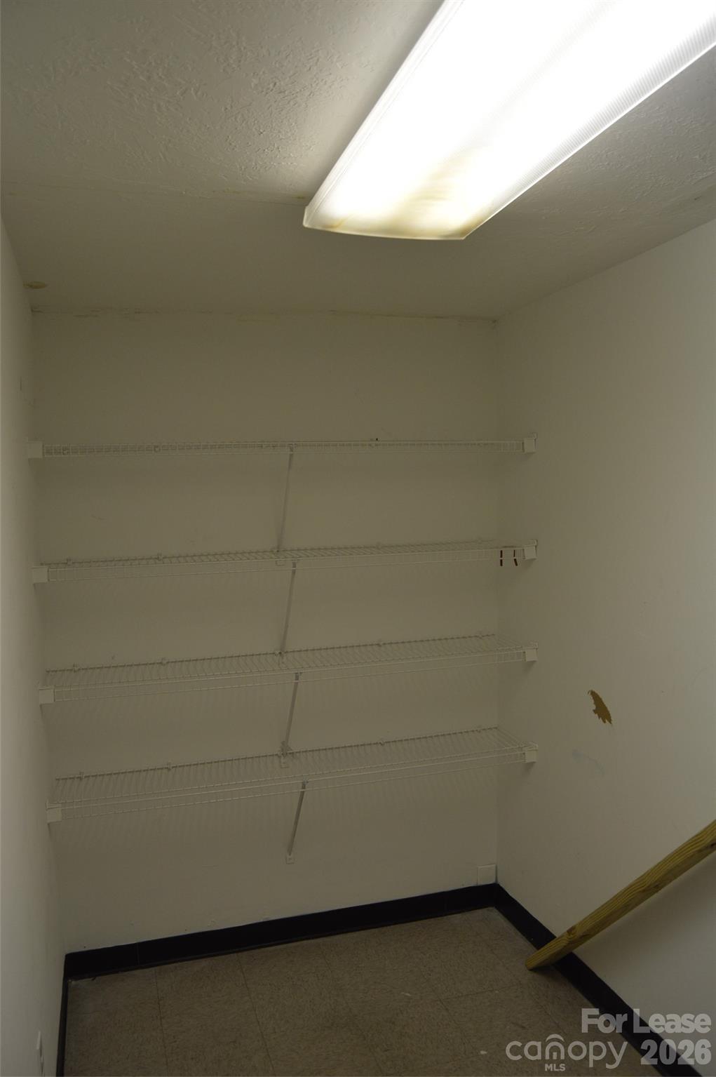 111 S Center Street 105 Property Photo 5