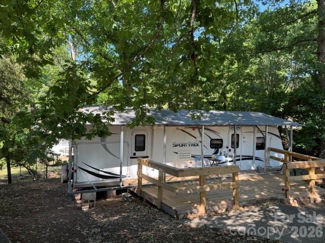 131 Twin Bluff Trail Property Photo 2