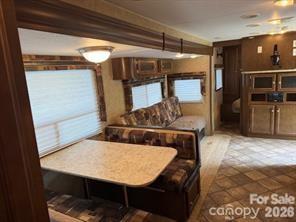 131 Twin Bluff Trail Property Photo 9