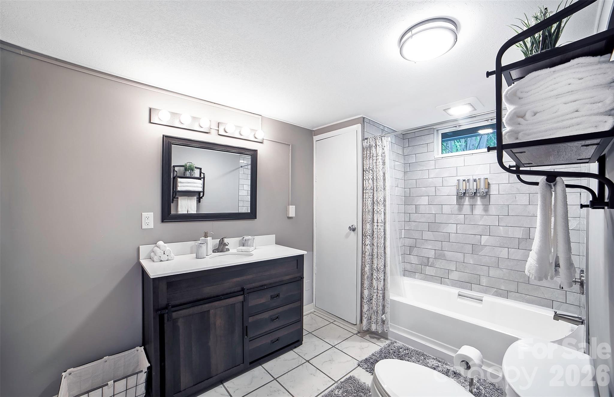 22 Glenview Place Property Photo 18