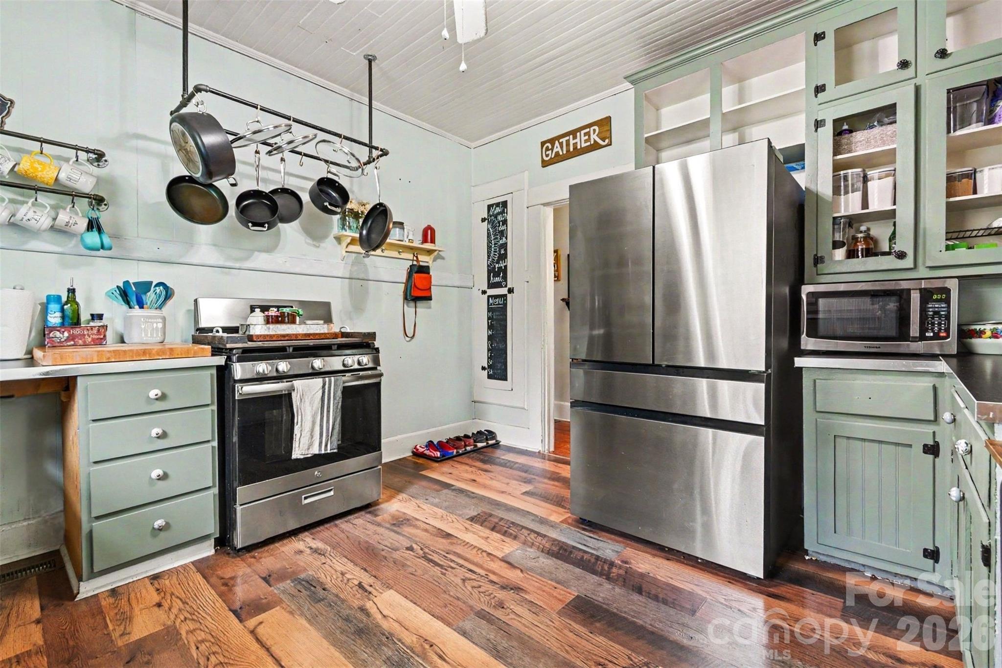 352 Pendleton Street Property Photo 10