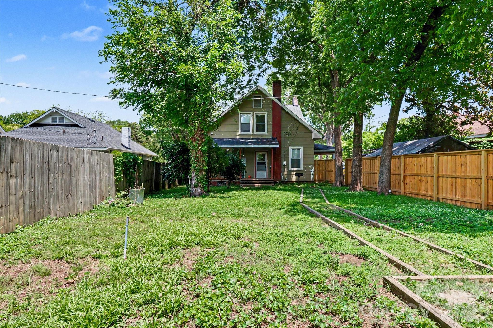352 Pendleton Street Property Photo 26