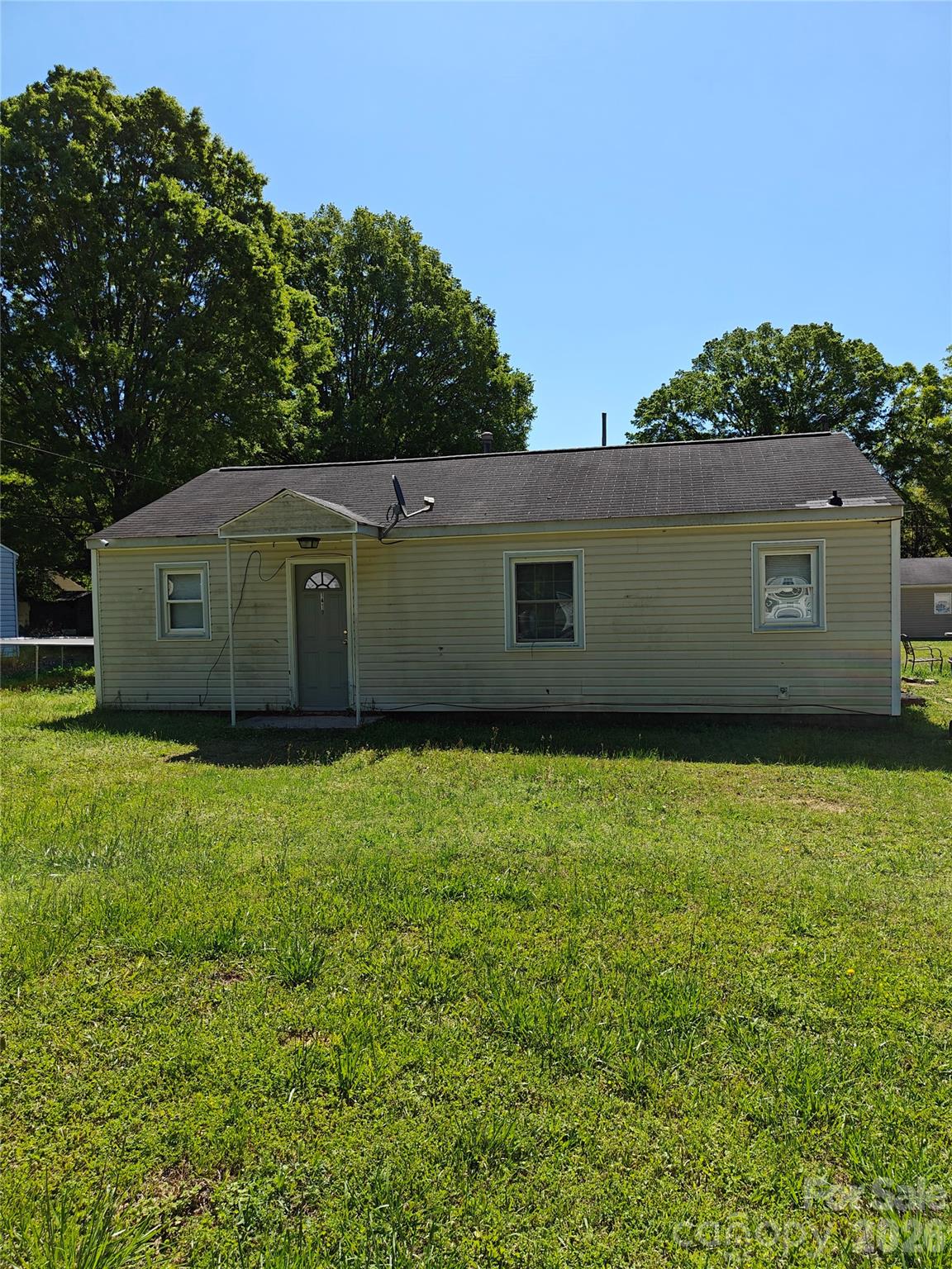 1204 Iva Avenue Property Photo 6