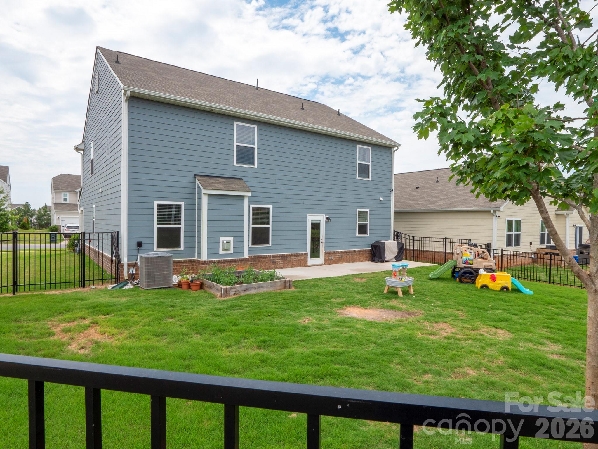 347 Wharton Street Property Photo 44