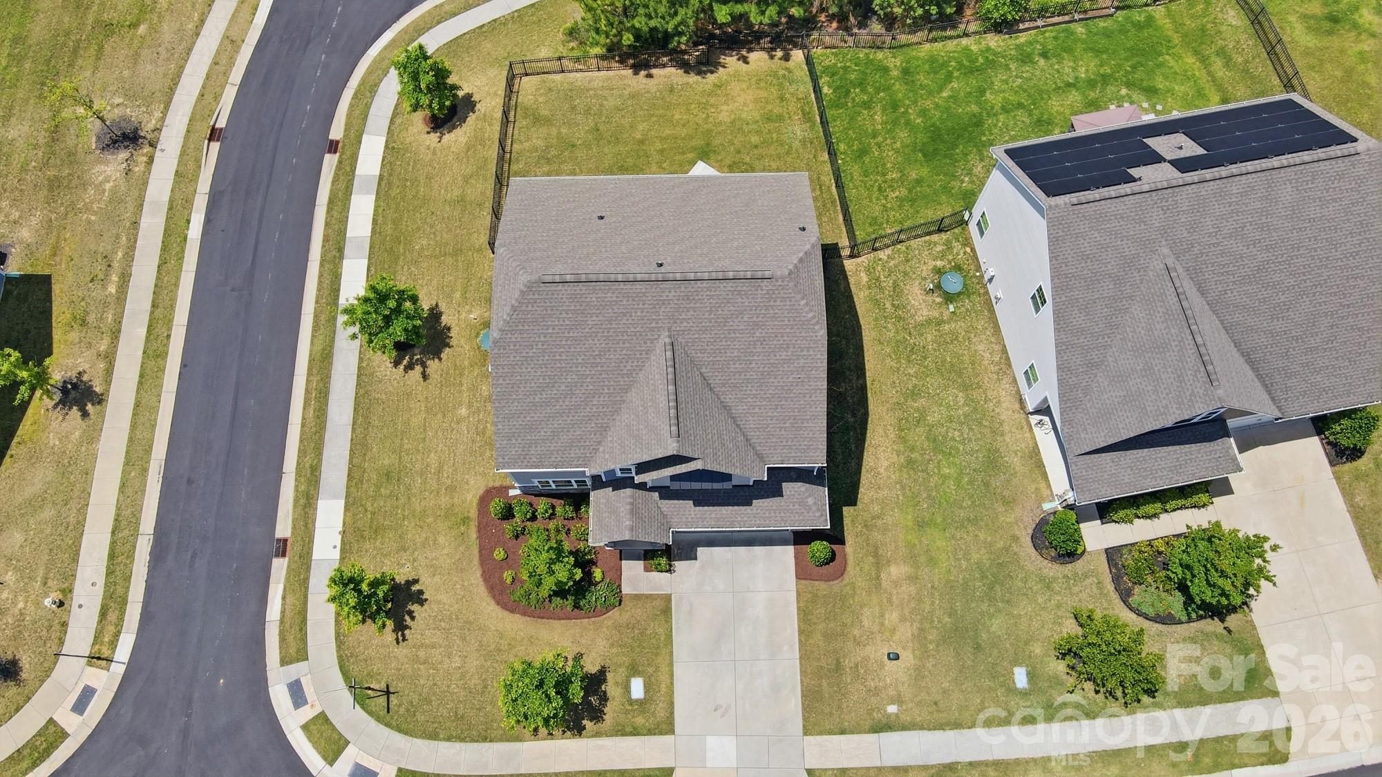 16732 Ne Cozy Cove Road Property Photo 3