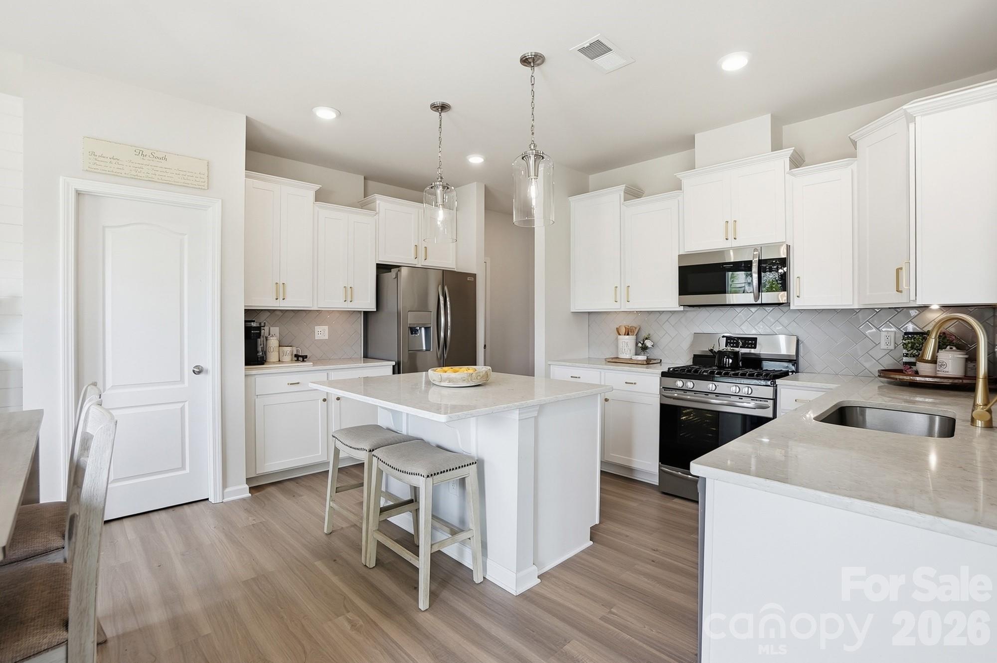 16732 Ne Cozy Cove Road Property Photo 16