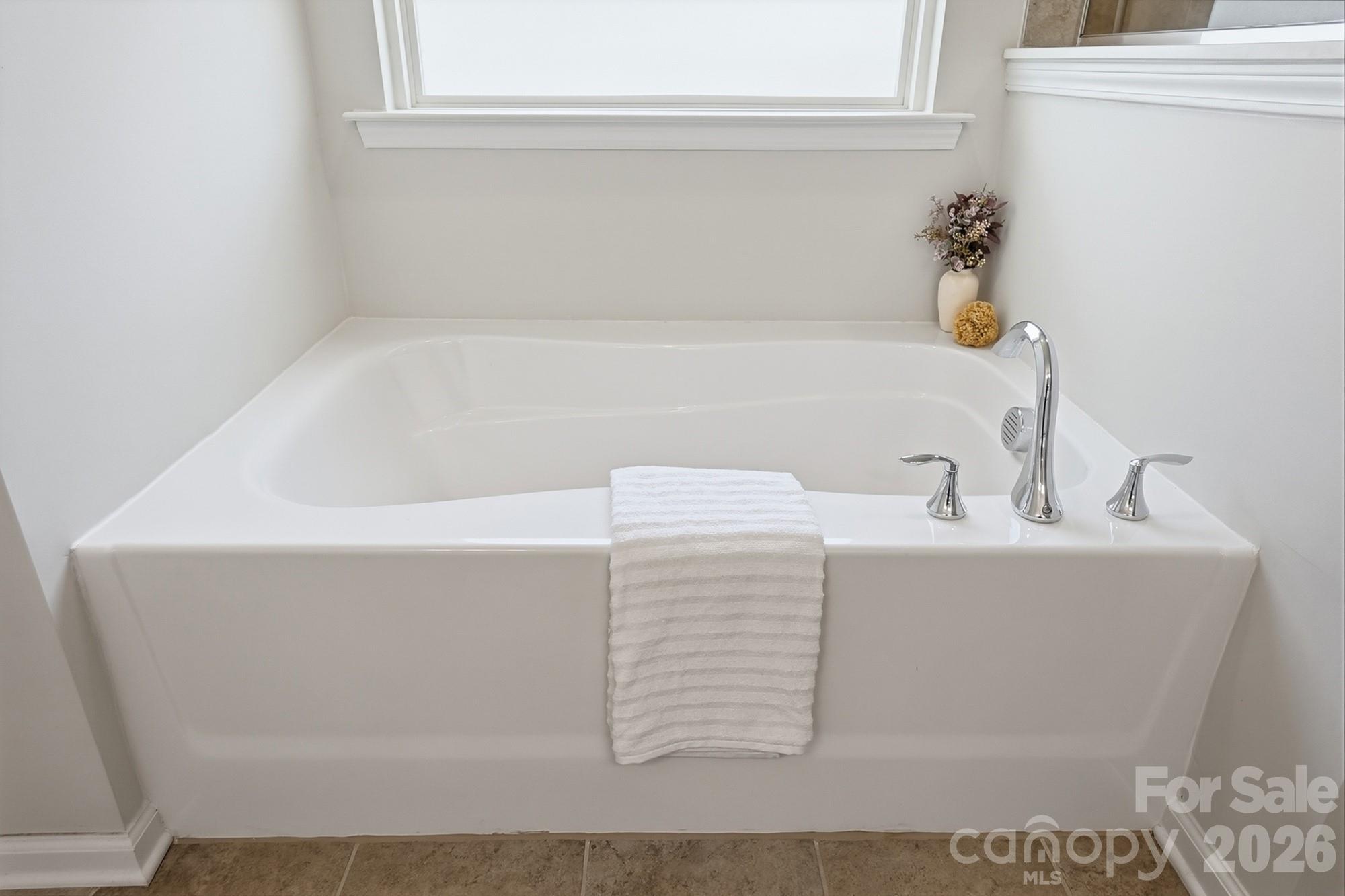 16732 Ne Cozy Cove Road Property Photo 33