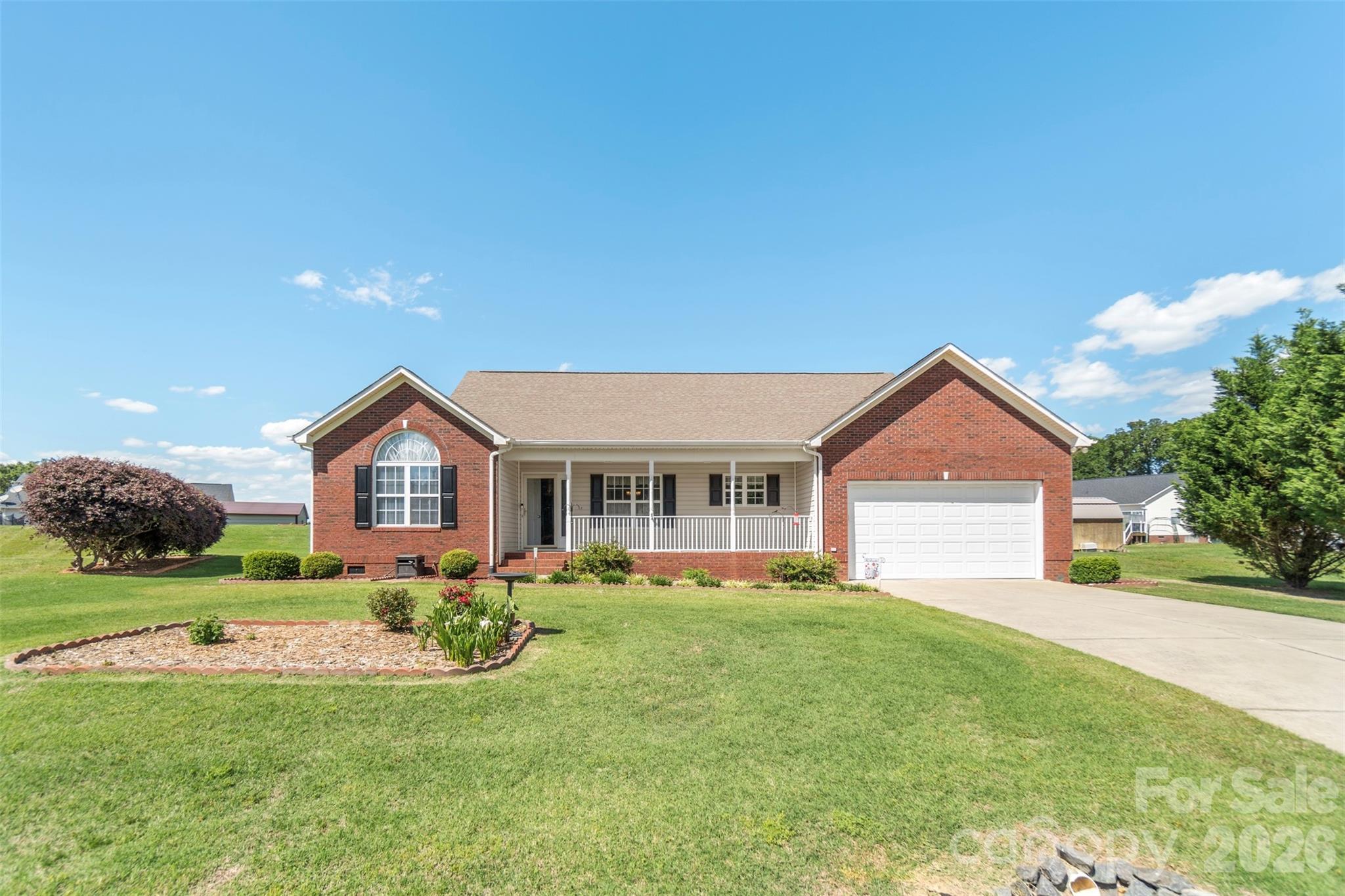 202 Big Dipper Court Property Photo 3