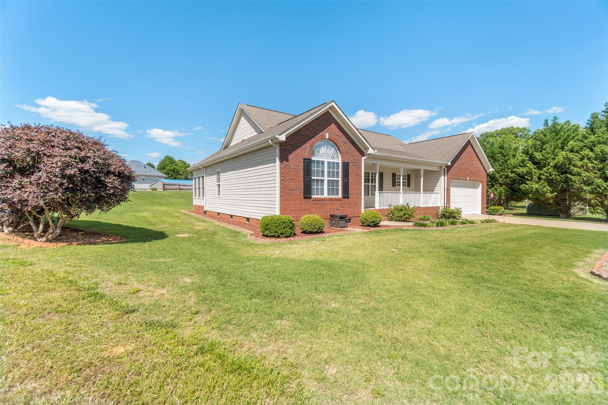 202 Big Dipper Court Property Photo 4