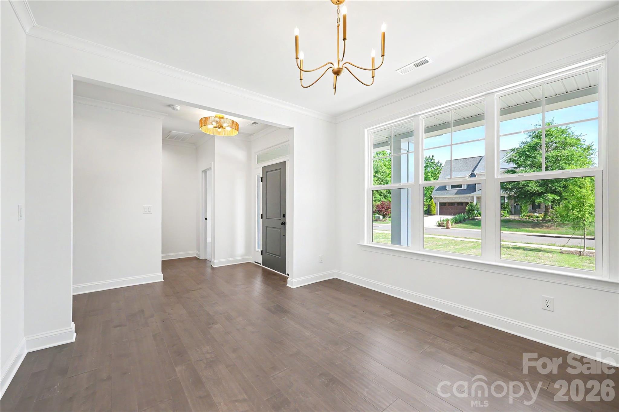 9925 Ardley Park Way Property Photo 5