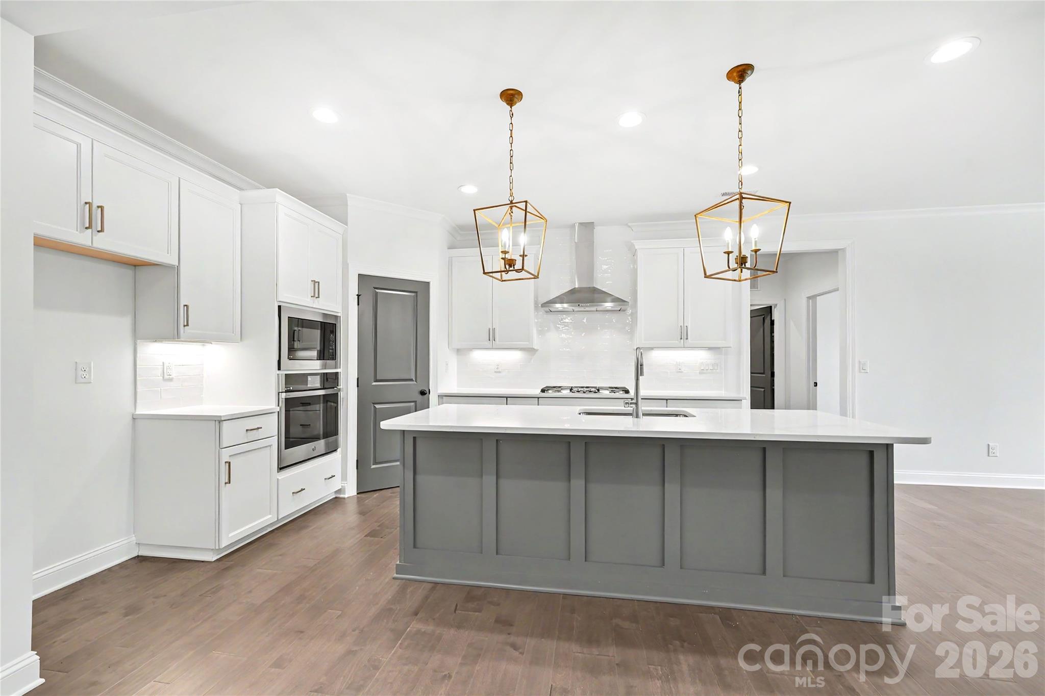 9925 Ardley Park Way Property Photo 8