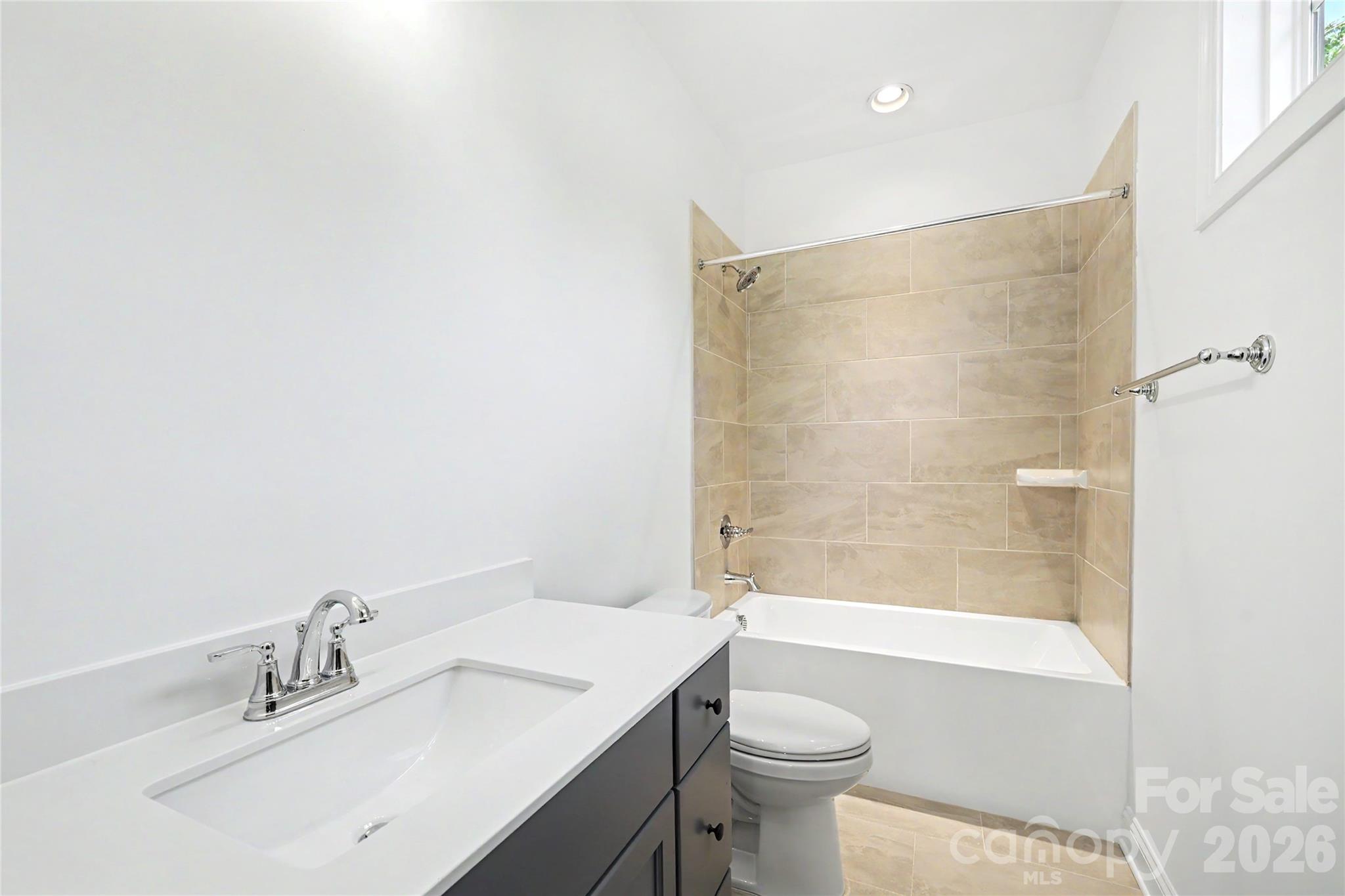 9925 Ardley Park Way Property Photo 38