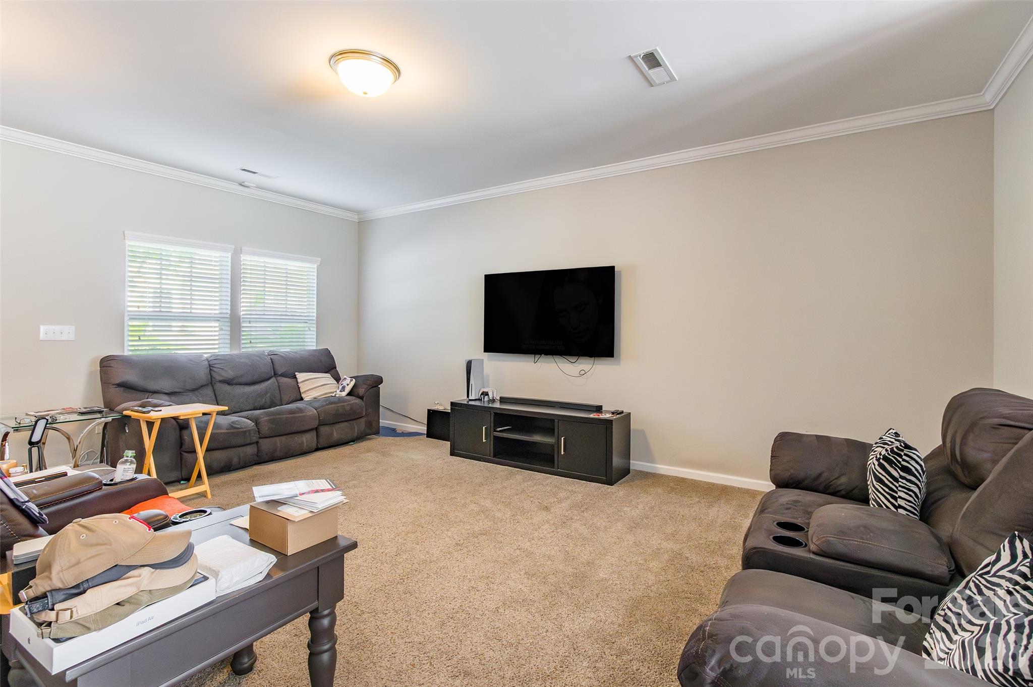 383 Battery Circle Property Photo 4