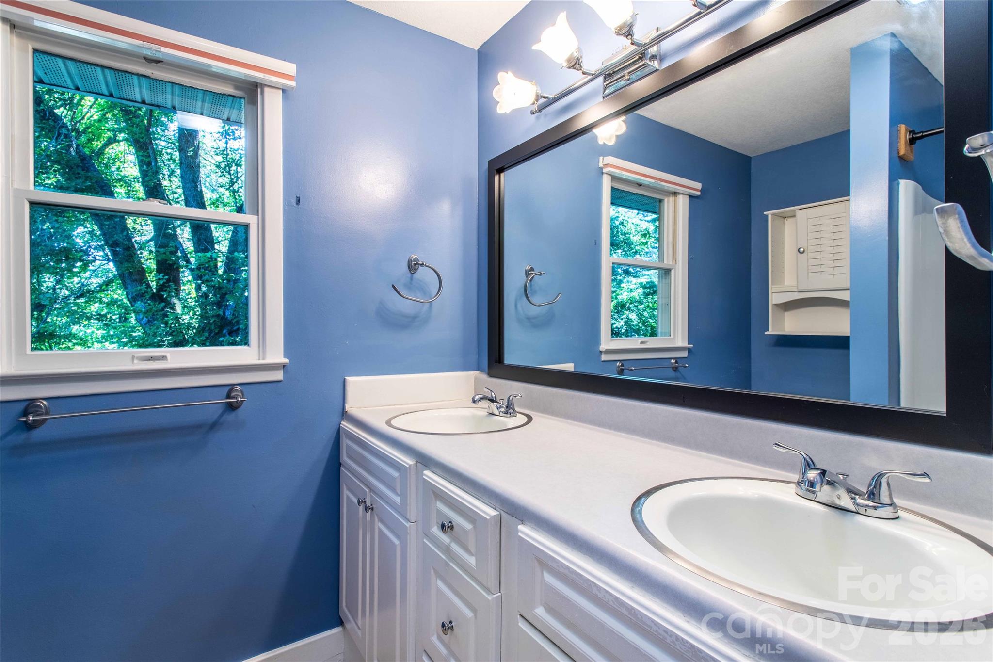 73 Cresent Drive Property Photo 10