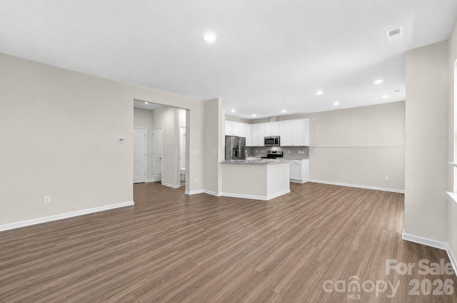 13016 Lannister Drive Property Photo 7