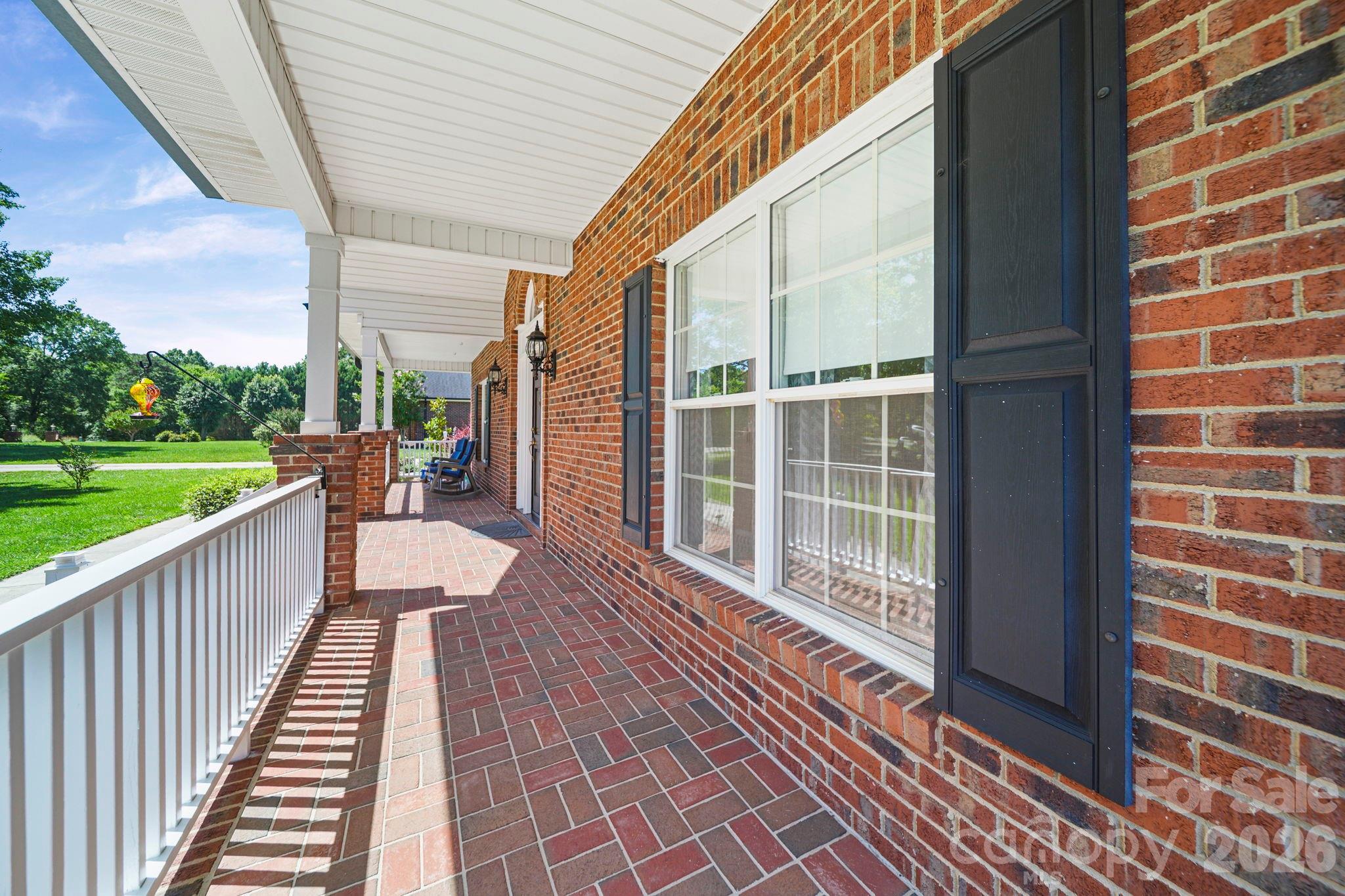 1100 Legacy Lake Drive Property Photo 31