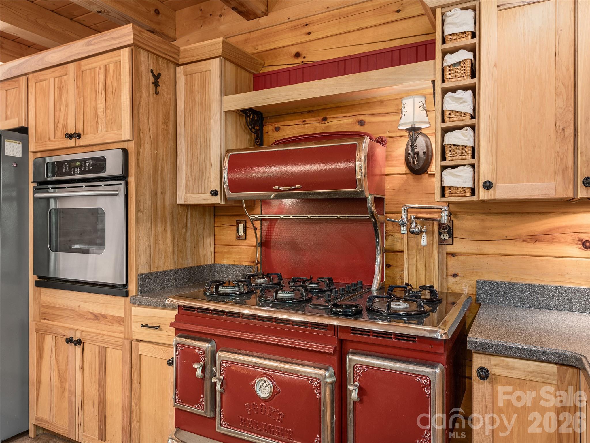413 Green Hills Road Property Photo 13