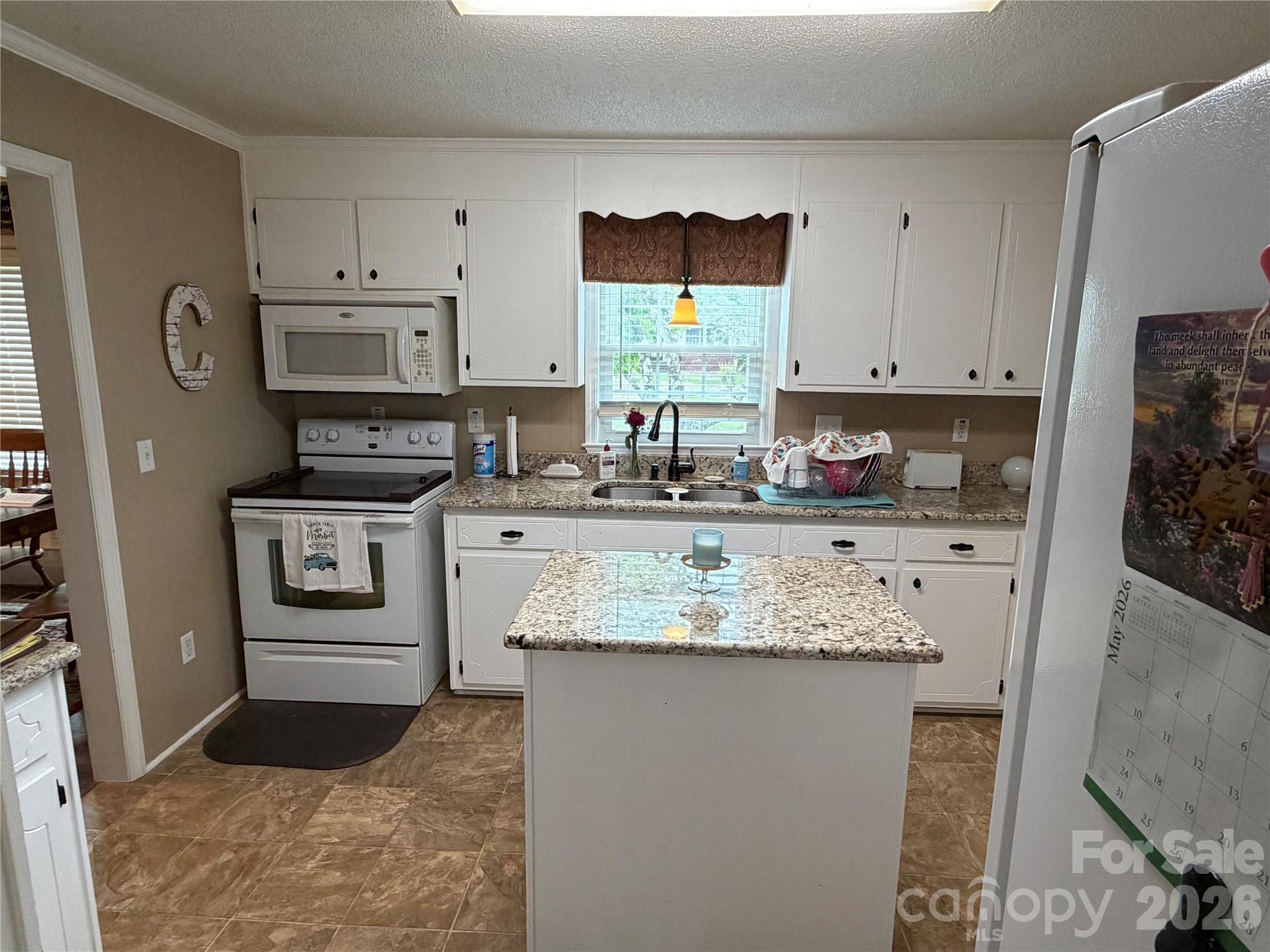 202 W Stevens Drive Property Photo 14