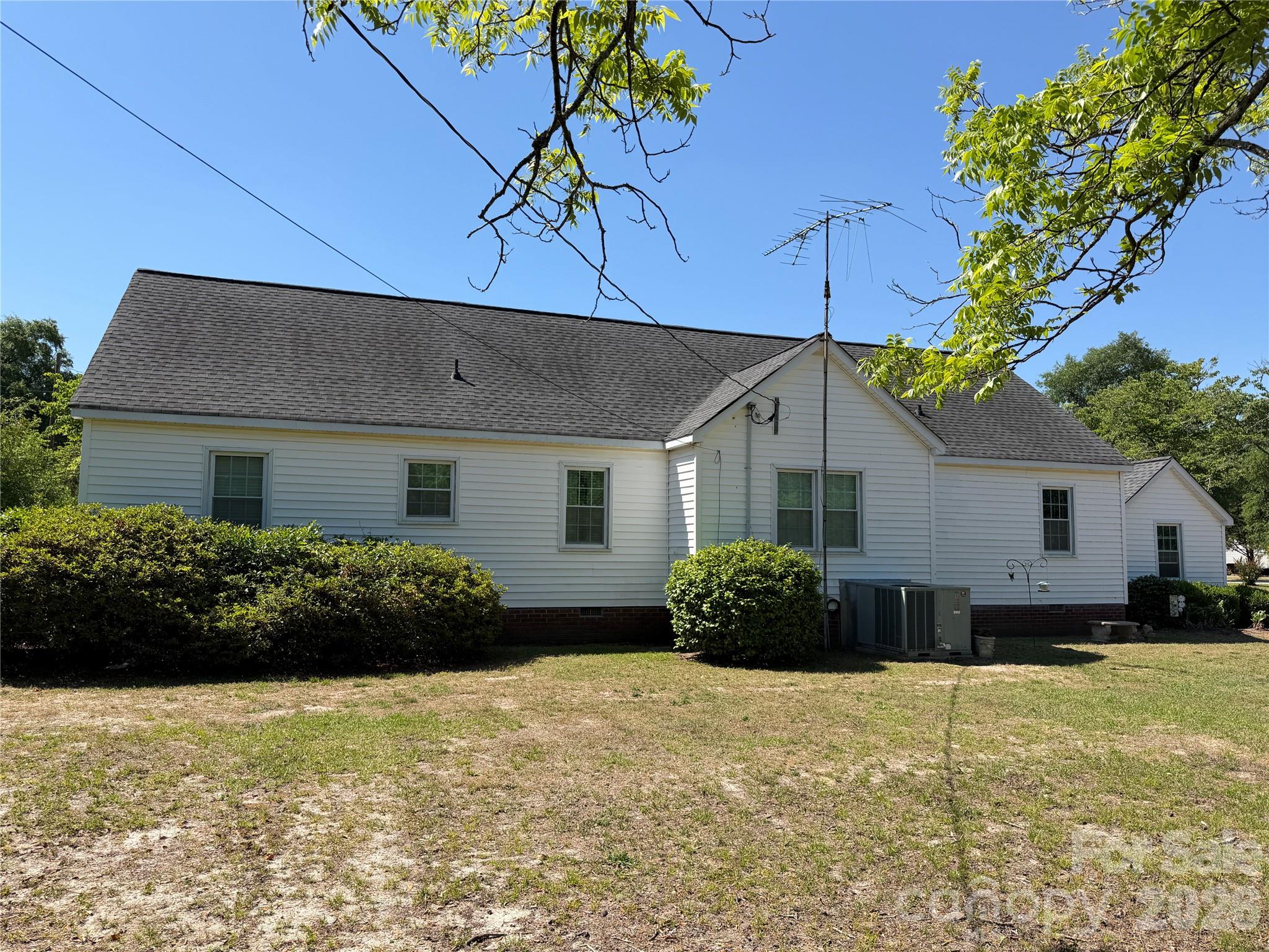 202 W Stevens Drive Property Photo 32