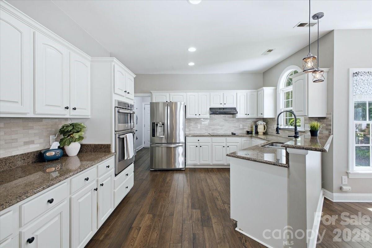 8414 Headford Road Property Photo 6