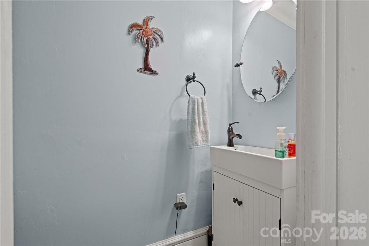 110 Huger Street Property Photo 25