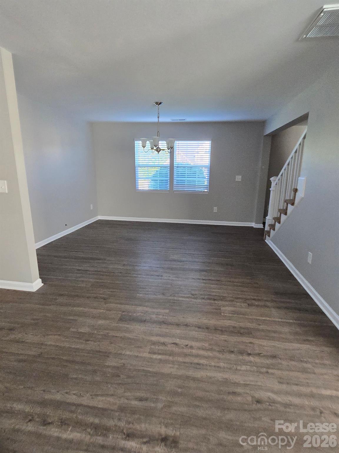 1151 Bentley Court Property Photo 4