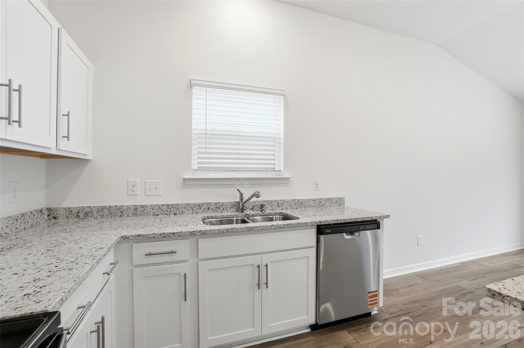 103 Paleo Street 12 Property Photo 16