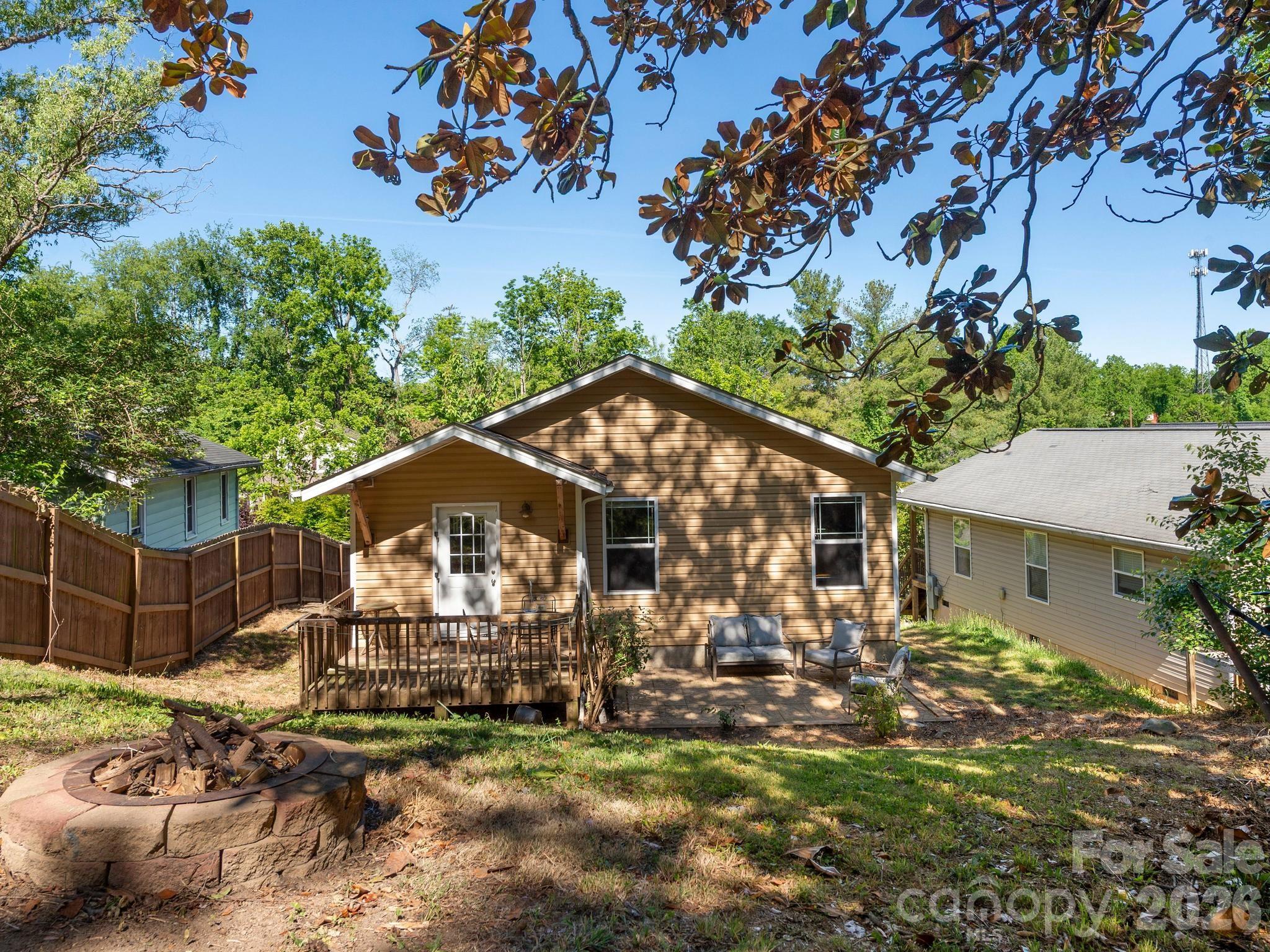 24 Hilldale Road Property Photo 3