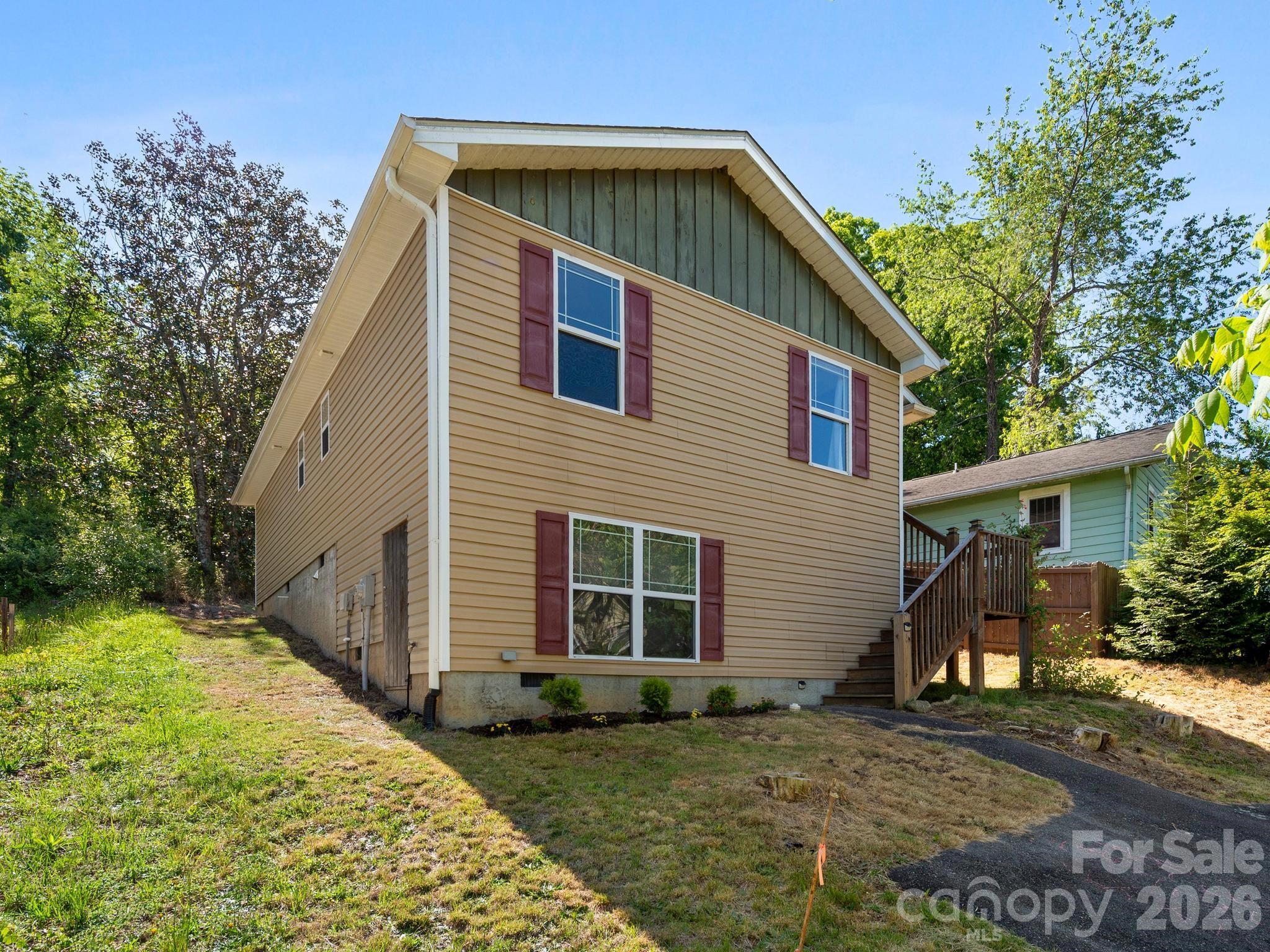 24 Hilldale Road Property Photo 7