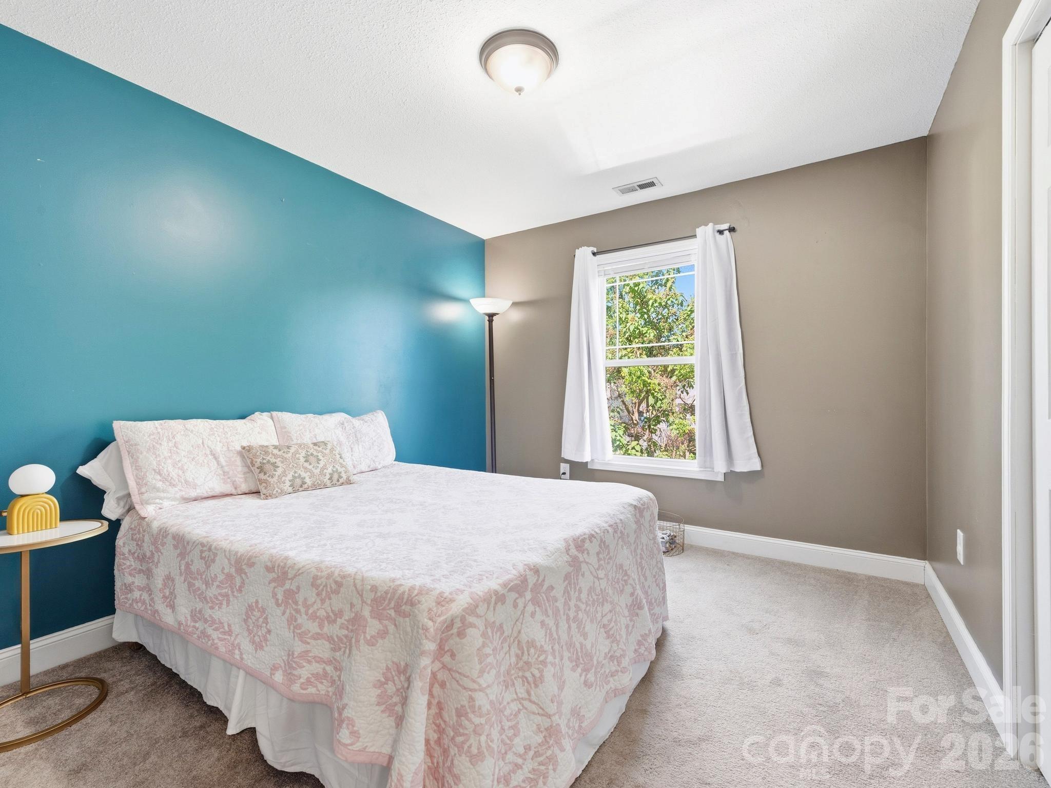 24 Hilldale Road Property Photo 24