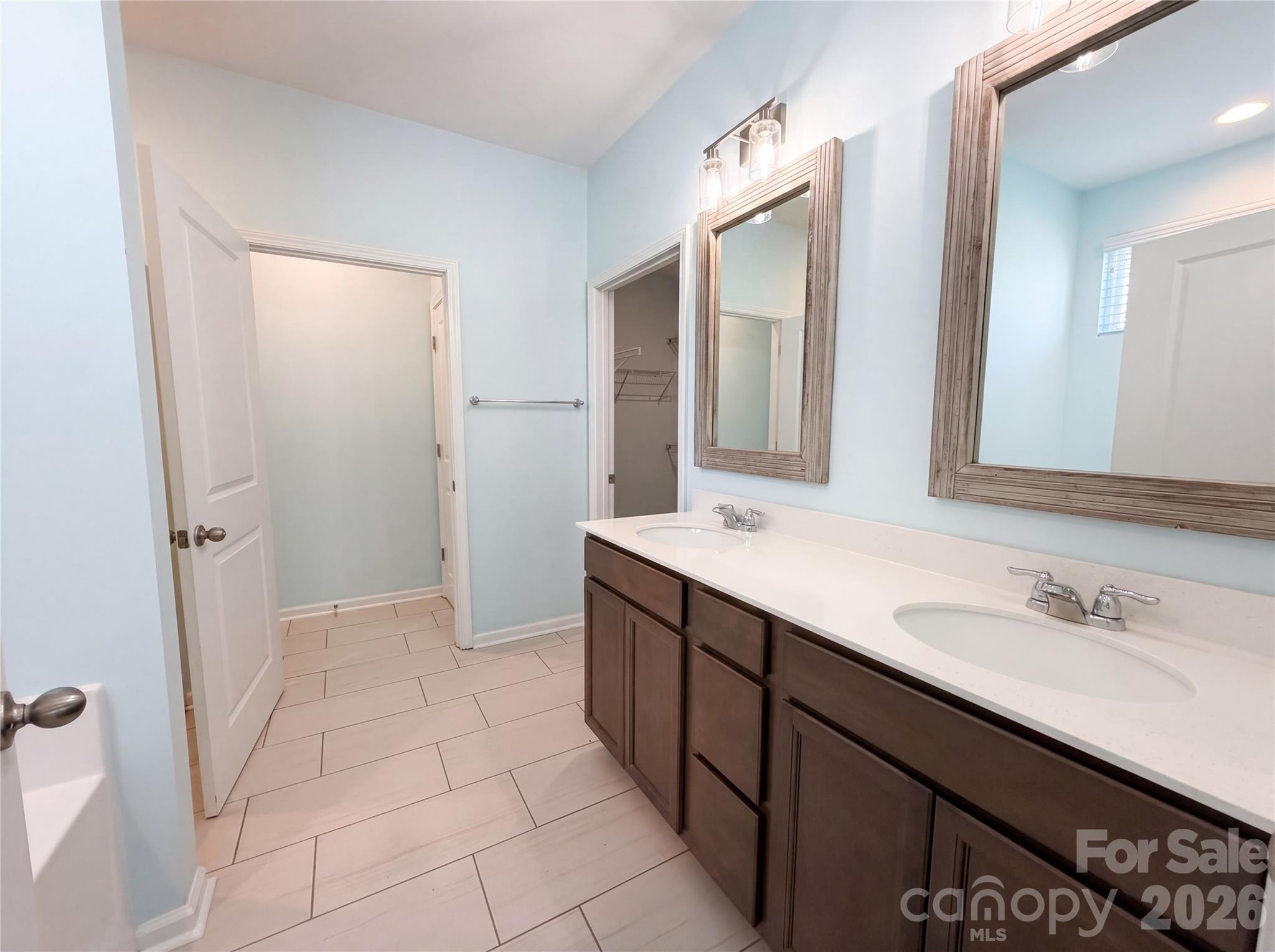 440 Shallowford Drive Property Photo 10