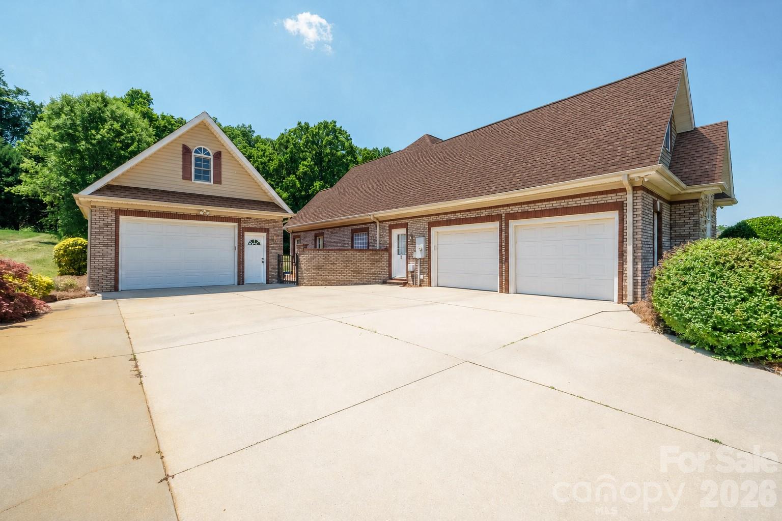 137 Natures Trail Property Photo 14