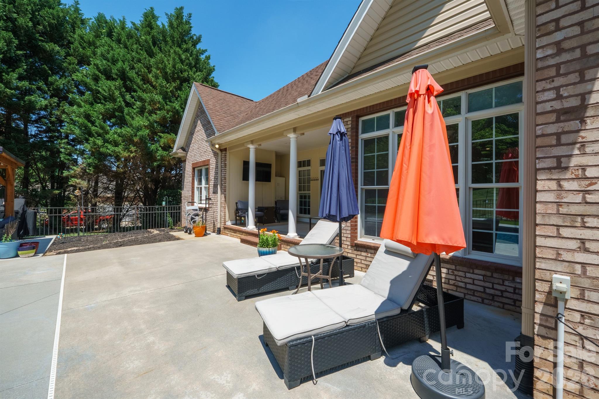 137 Natures Trail Property Photo 37