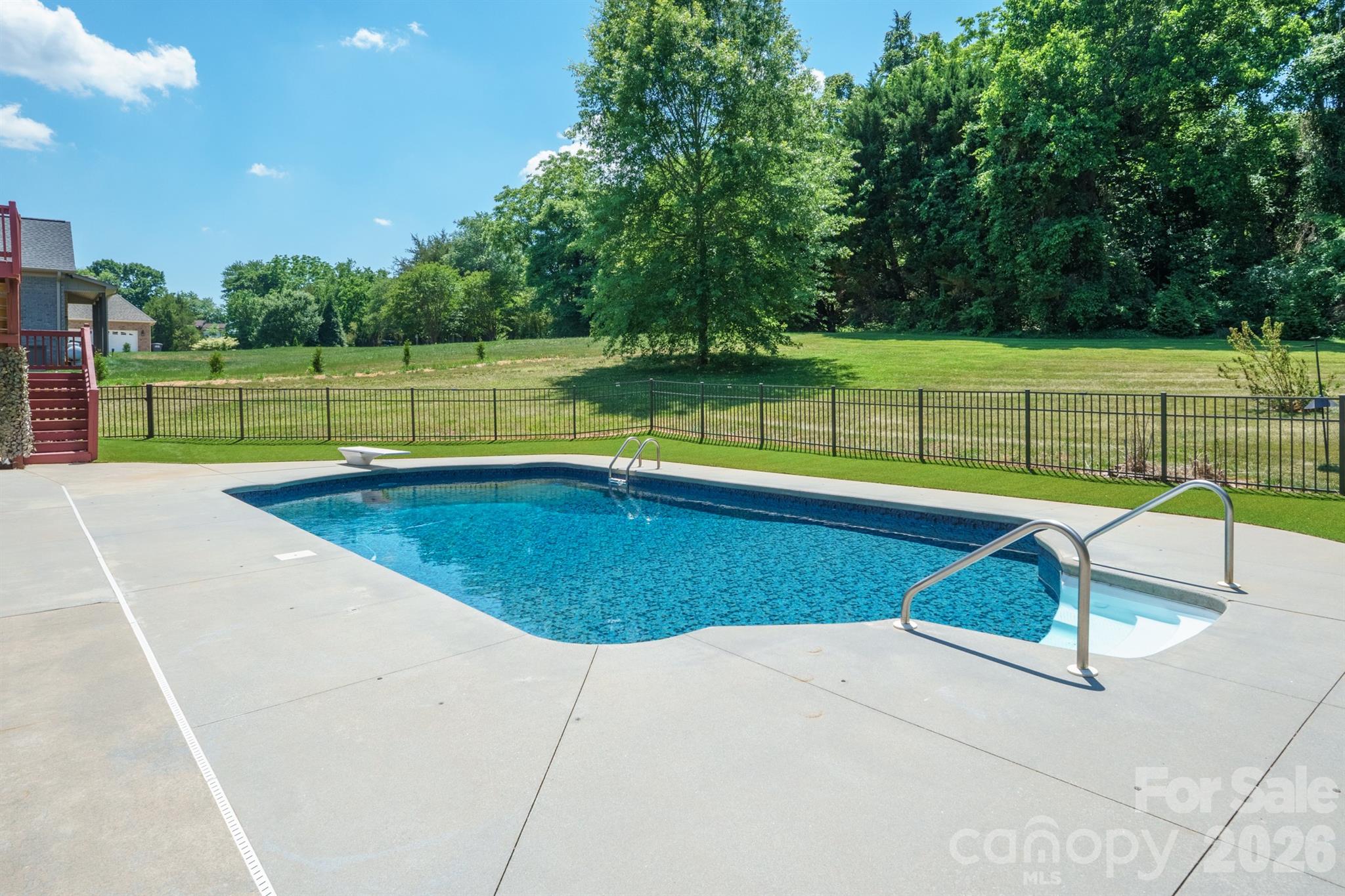 137 Natures Trail Property Photo 40