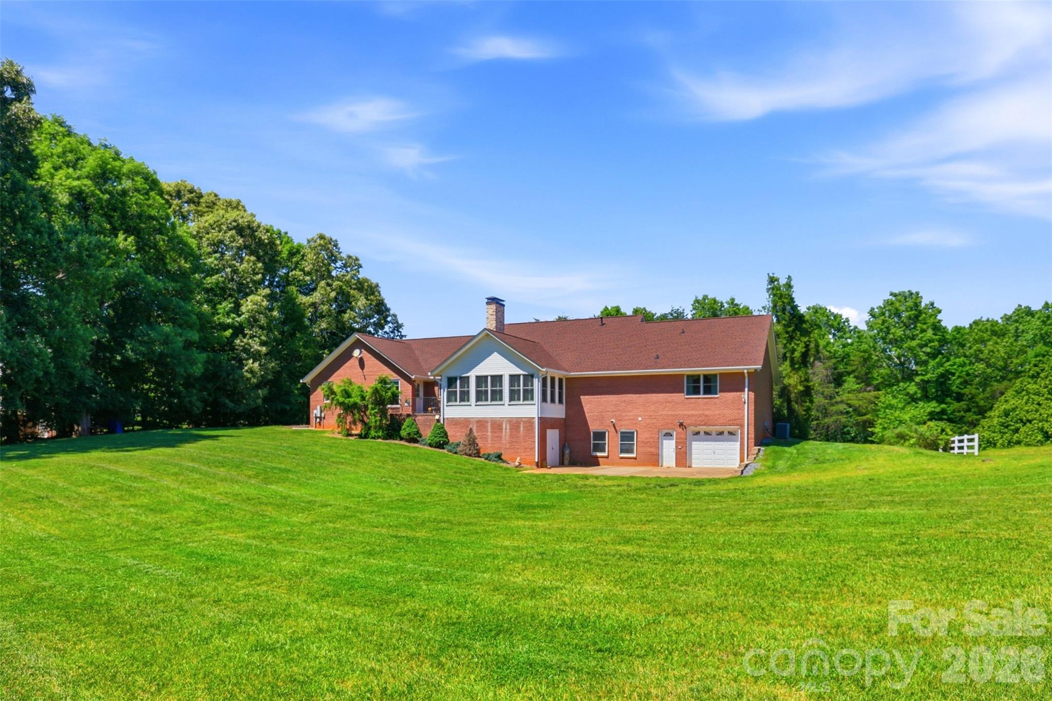 6181 Willowbottom Road Property Photo 6