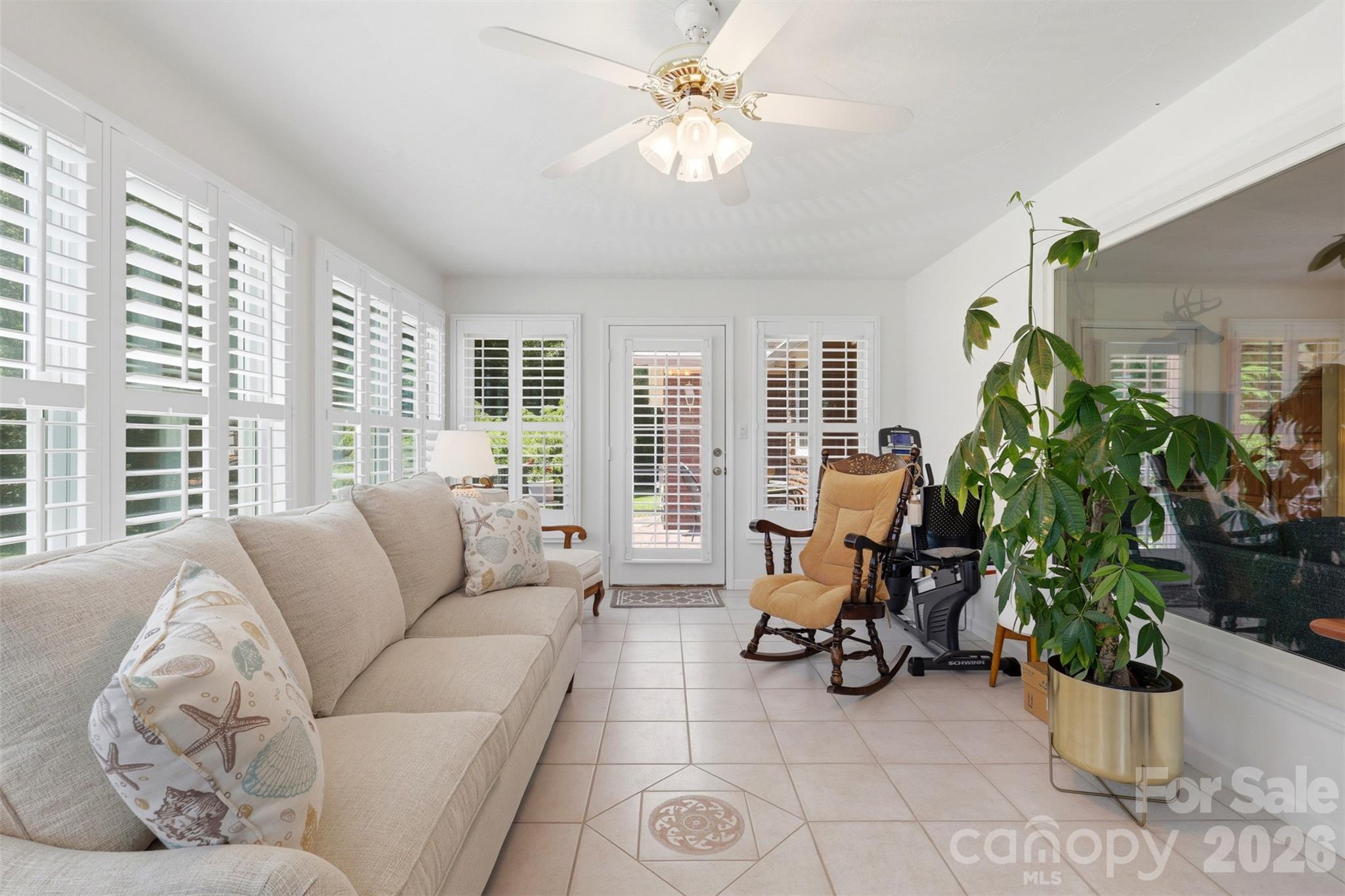 6181 Willowbottom Road Property Photo 19