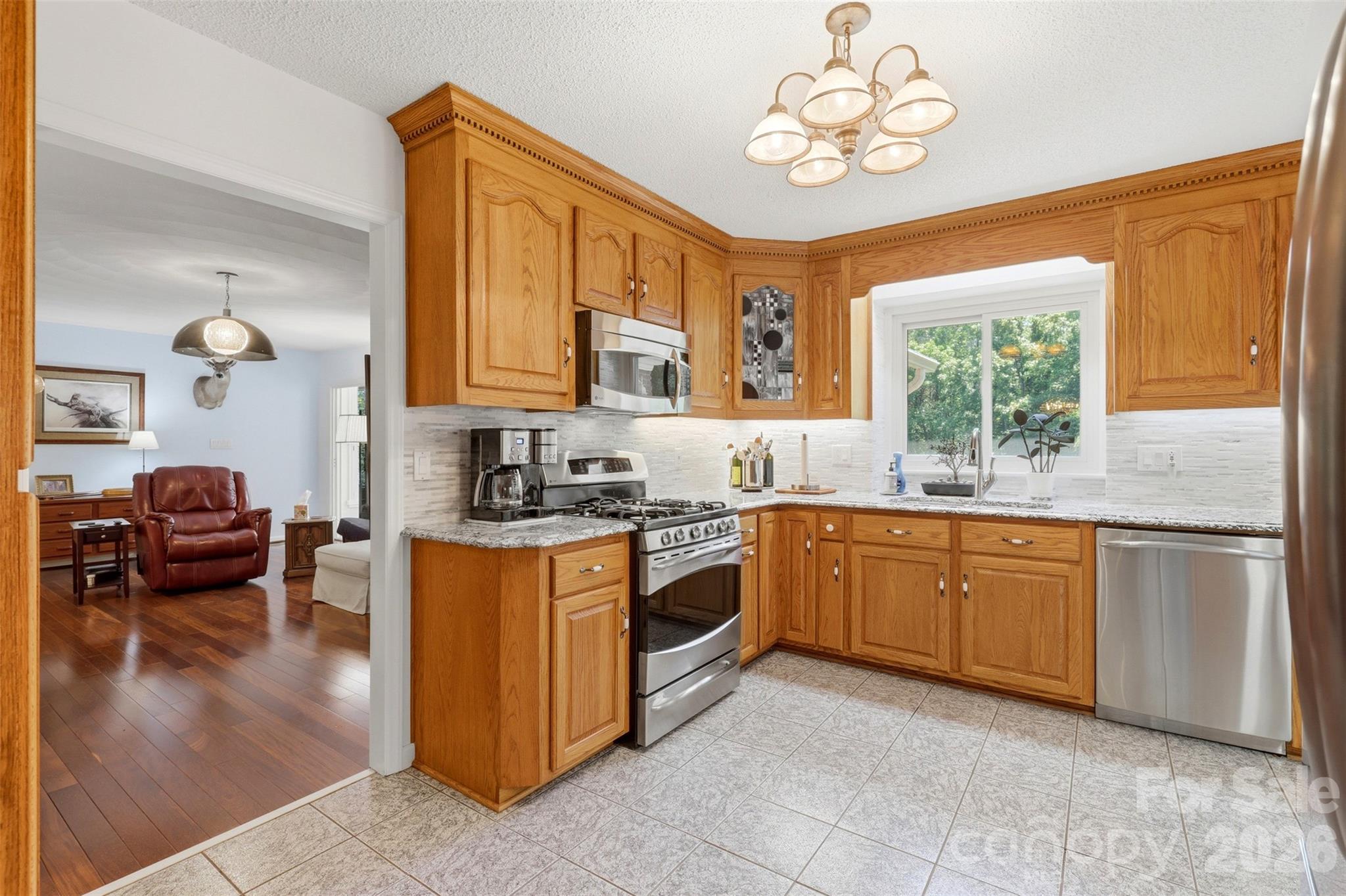 6181 Willowbottom Road Property Photo 21