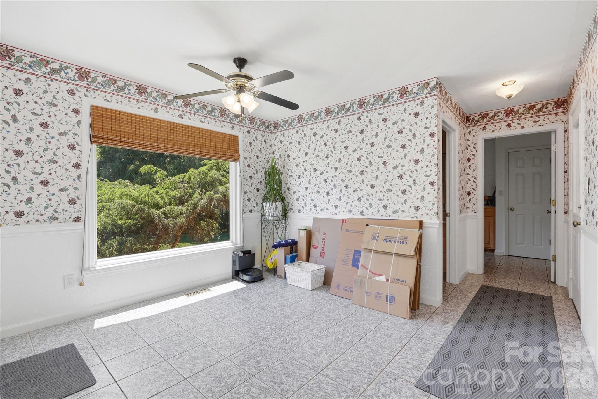 6181 Willowbottom Road Property Photo 24