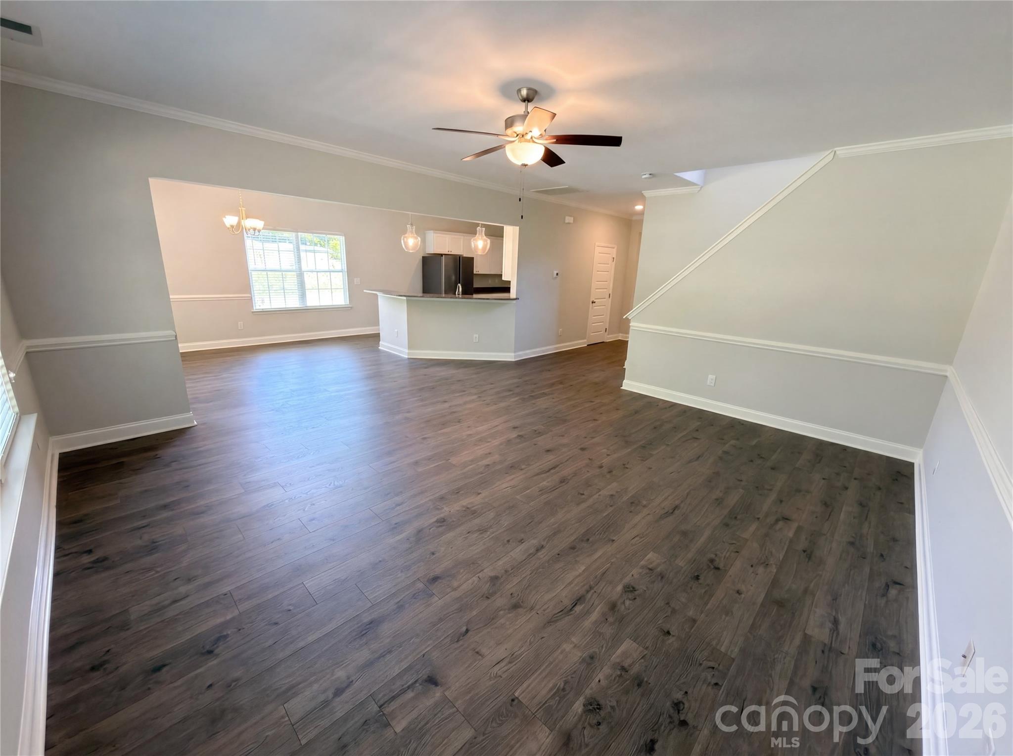 4918 Griffith Road Property Photo 3