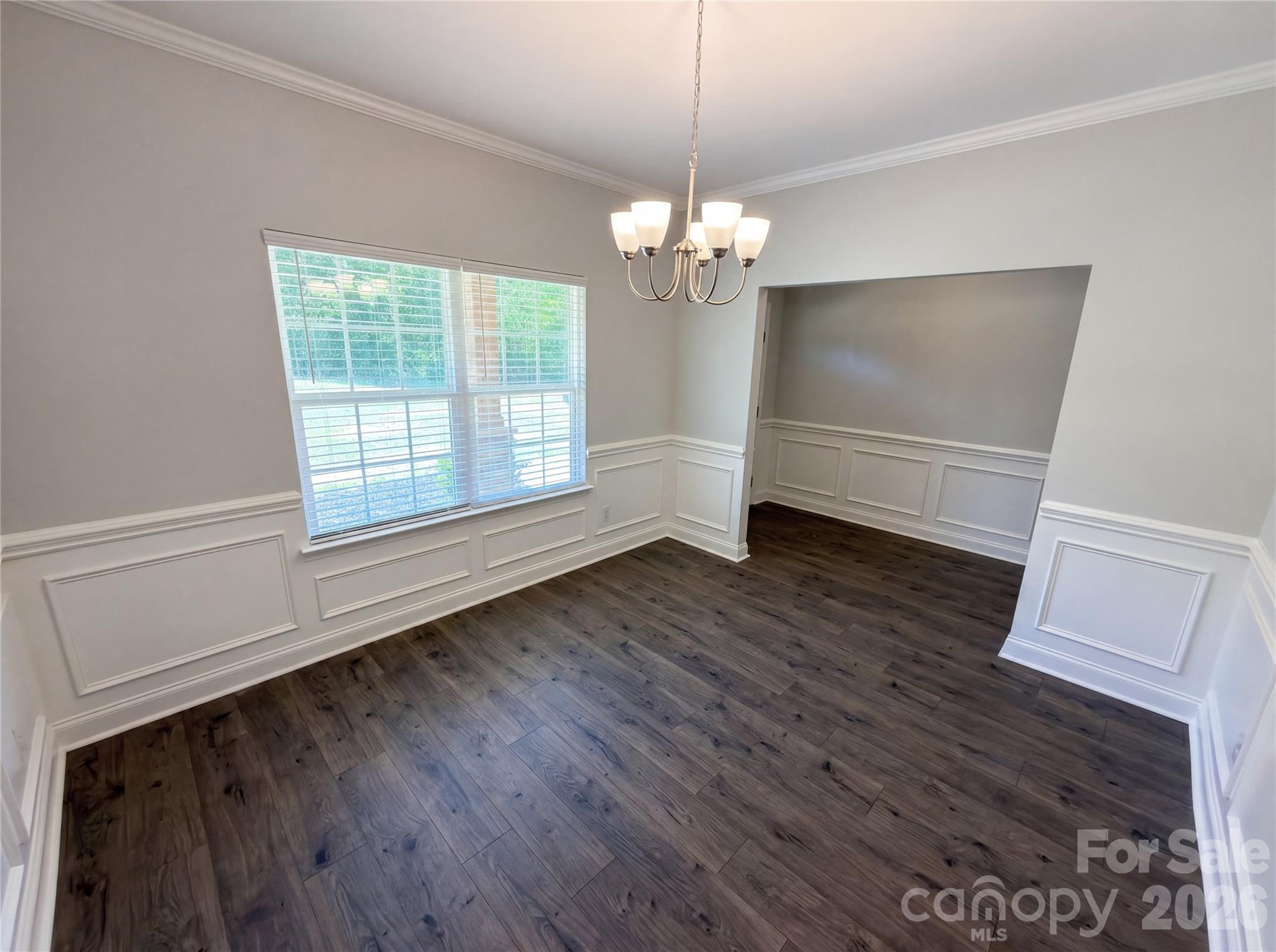 4918 Griffith Road Property Photo 6